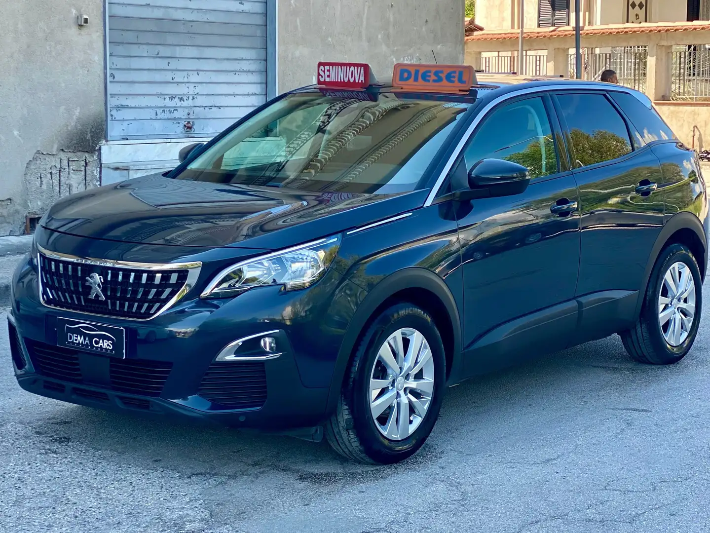 Peugeot 3008 3008 1.5 bluehdi AUTOMATICA NAVI Gris - 1