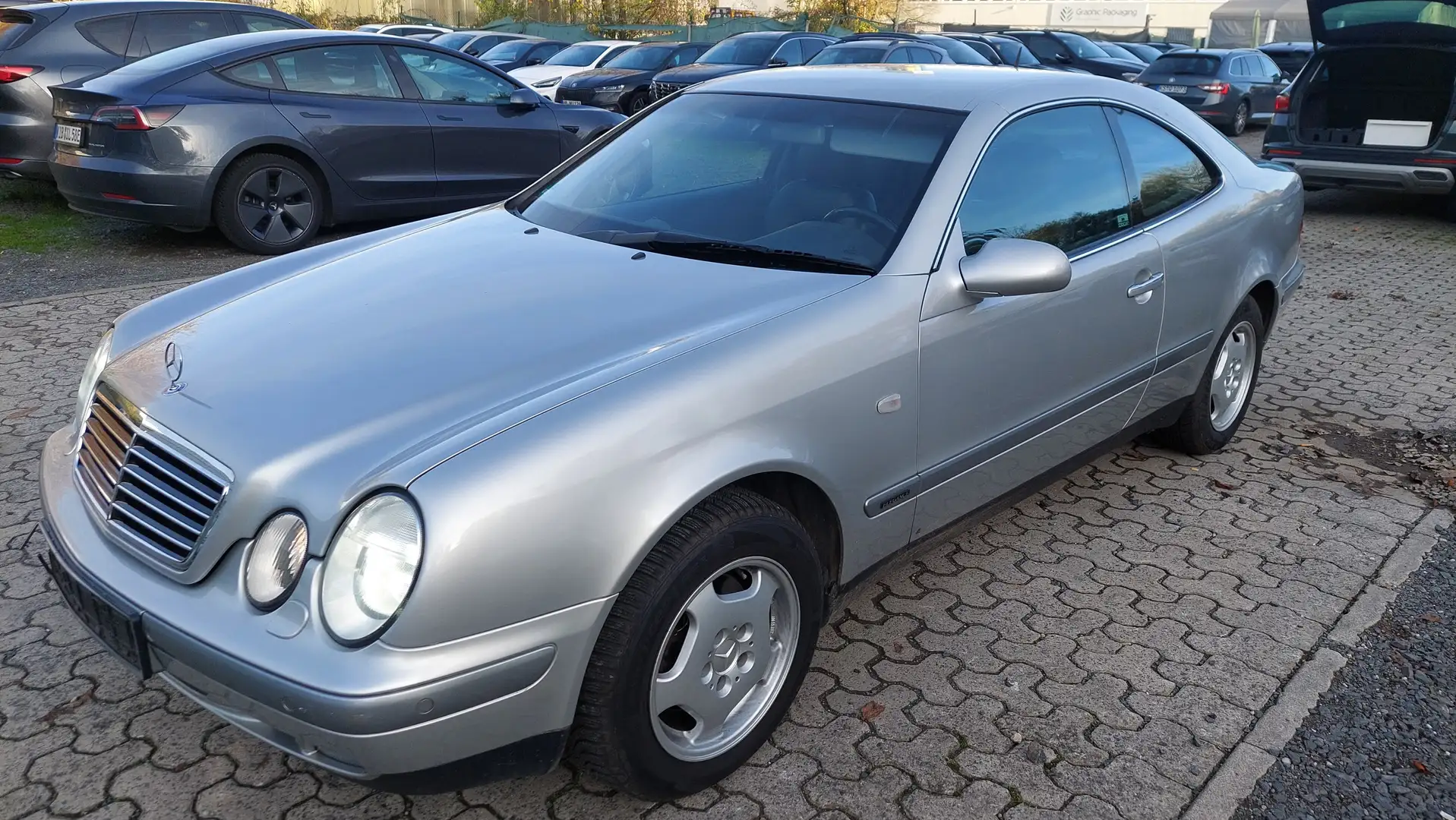 Mercedes-Benz CLK 230 CLK Coupe 230 Kompressor Elegance Argent - 2