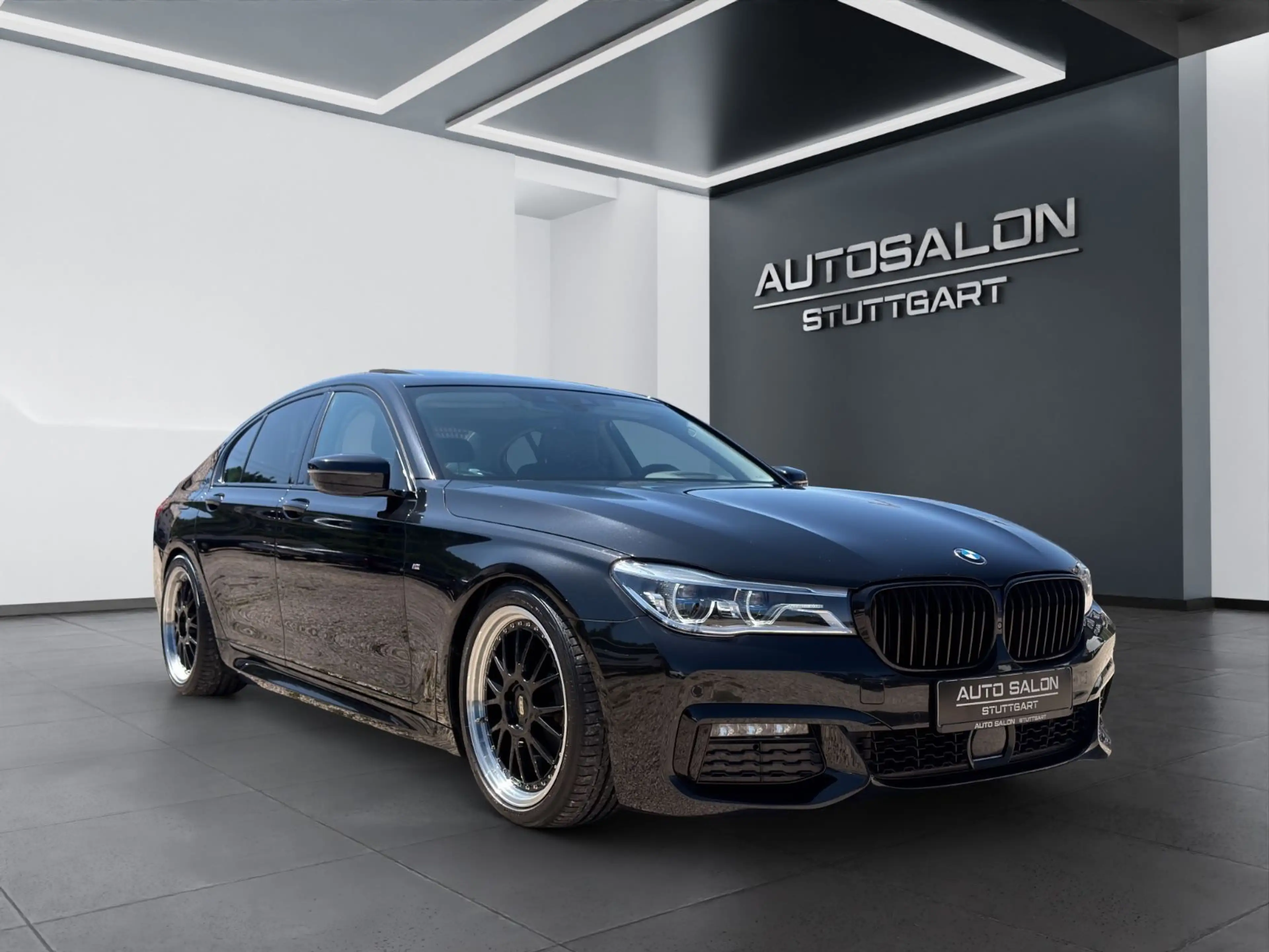 BMW 740 d xDrive L M-Paket *LASER*F-PARKEN*360°*H&K* — photo 8