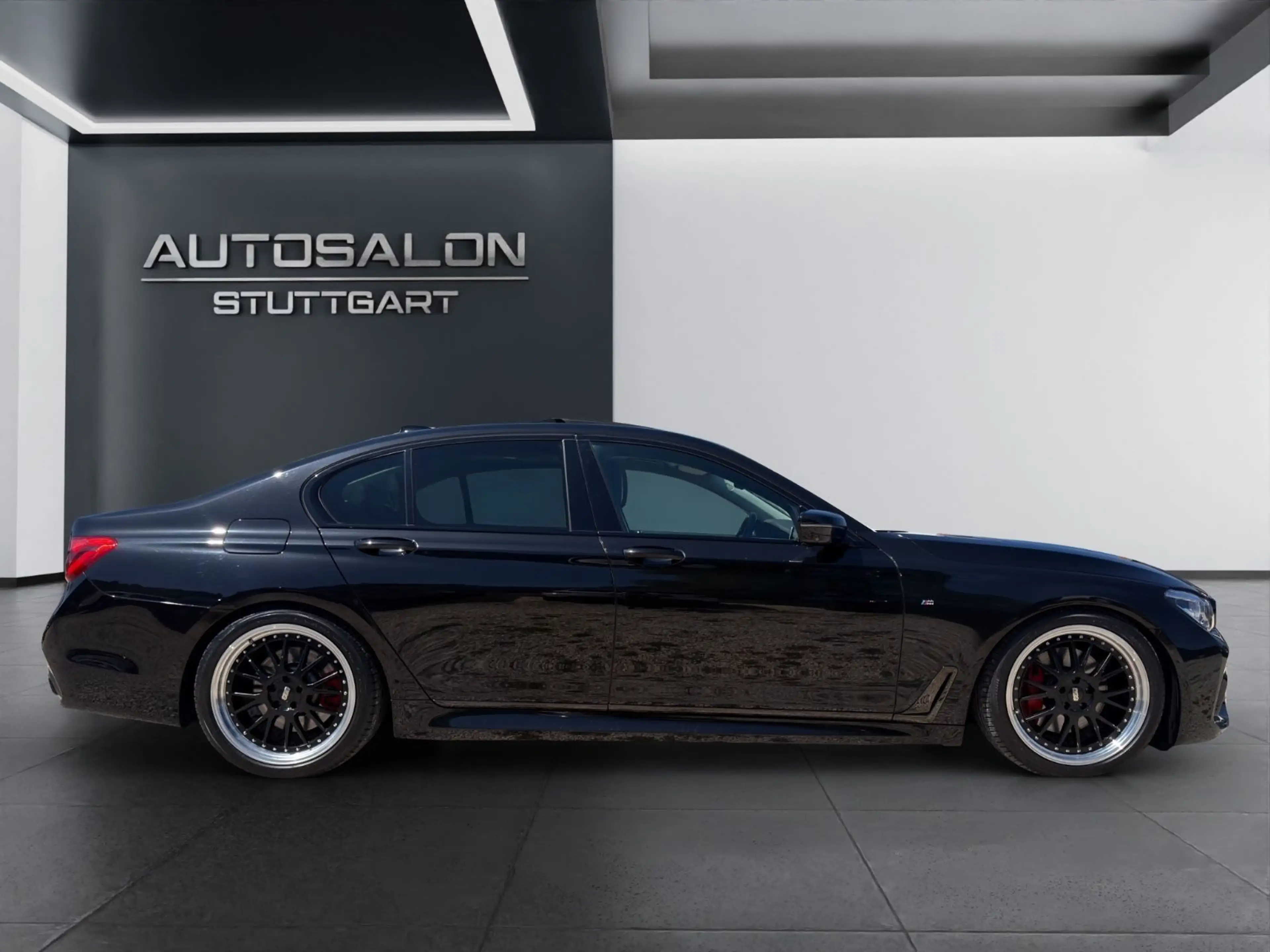 BMW 740 d xDrive L M-Paket *LASER*F-PARKEN*360°*H&K* — photo 9