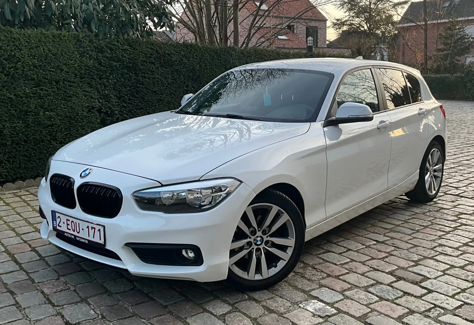 BMW 118 i Automaat  ### 83000 km ### Wit - 1