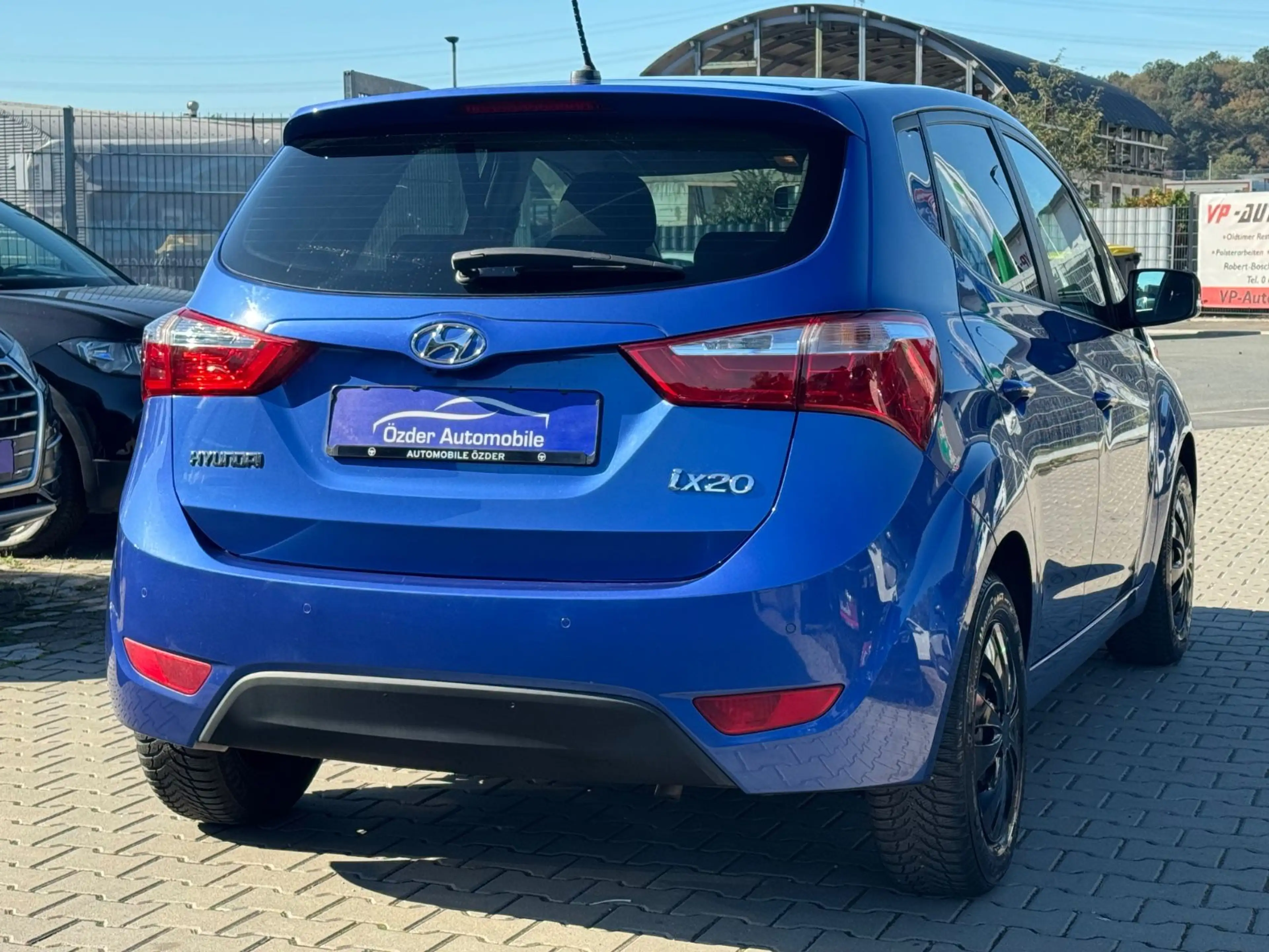 Hyundai iX20 1.6 Space Plus+Finanzierung+Garantie+1.Hand — photo 6