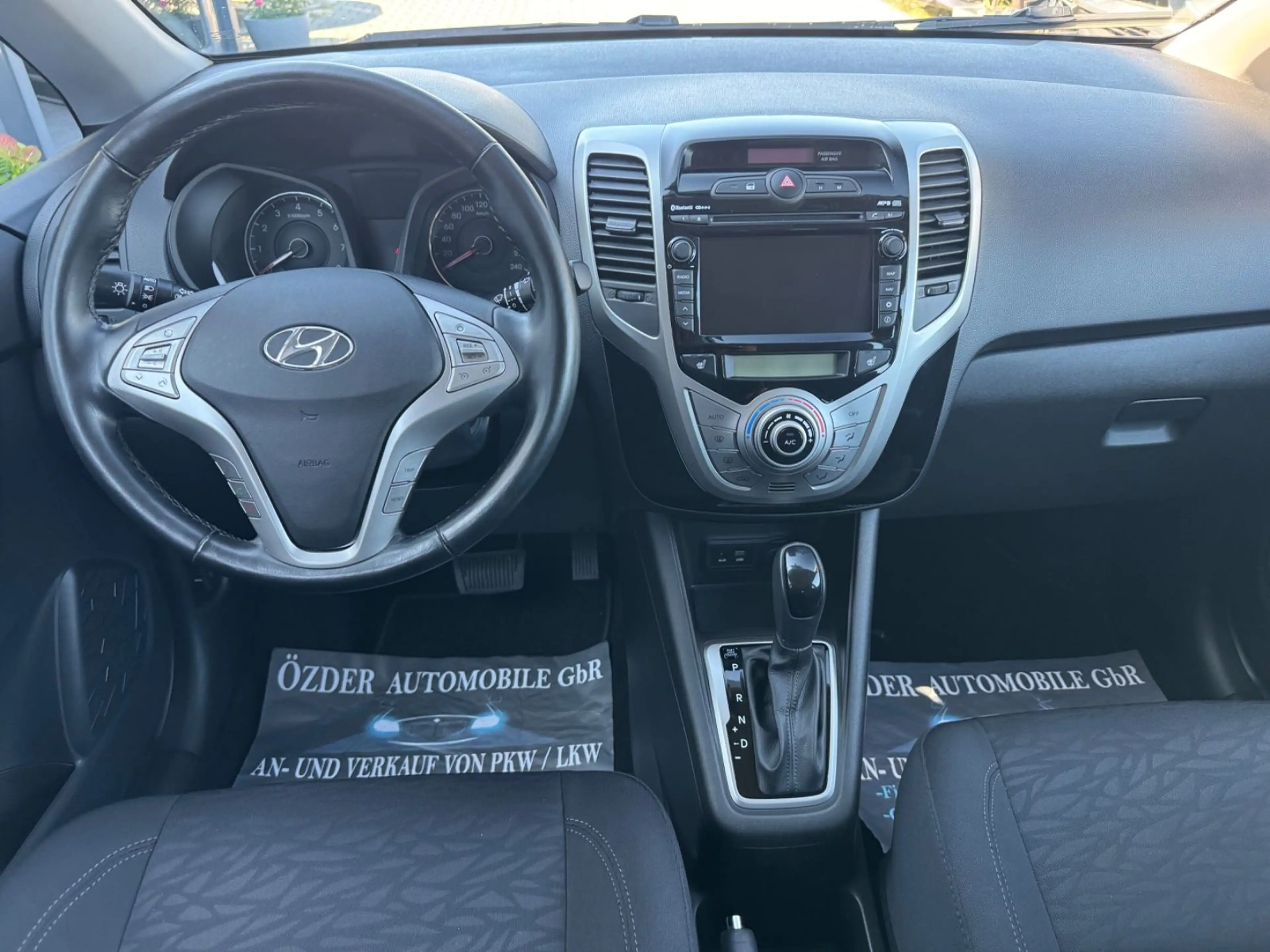 Hyundai iX20 1.6 Space Plus+Finanzierung+Garantie+1.Hand — photo 13