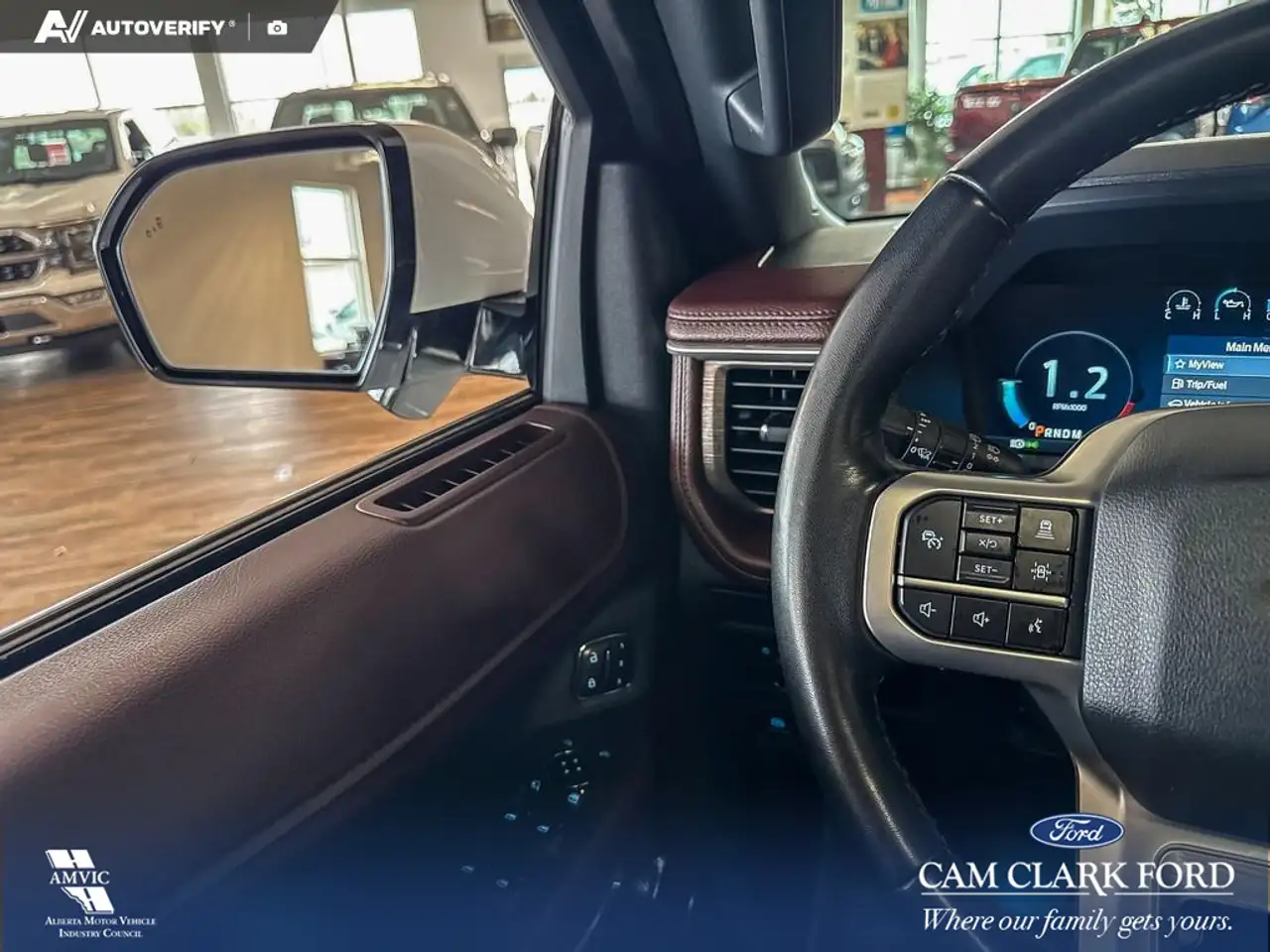 Ford Expedition снимка Ford Expedition