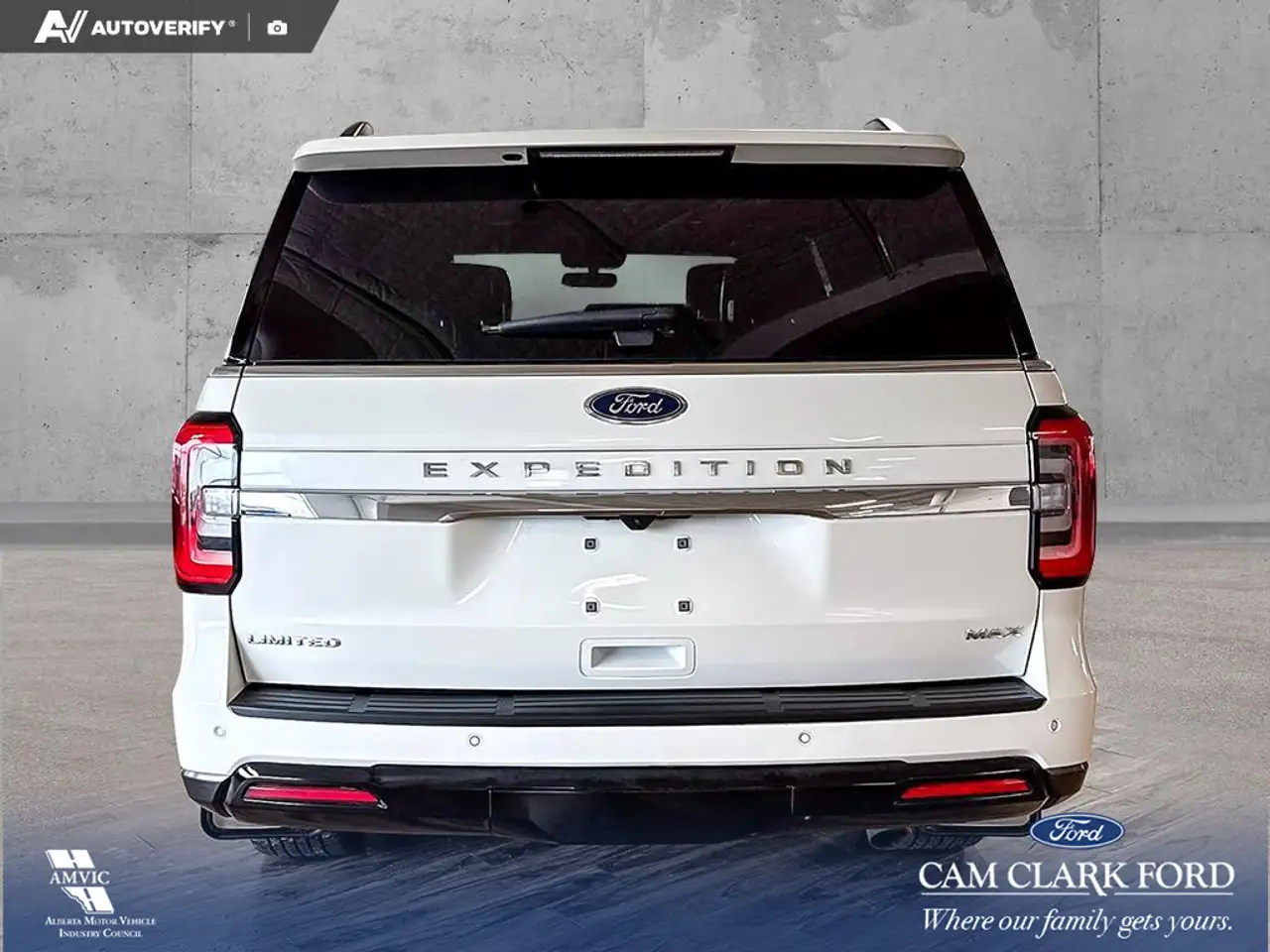 Ford Expedition снимка Ford Expedition