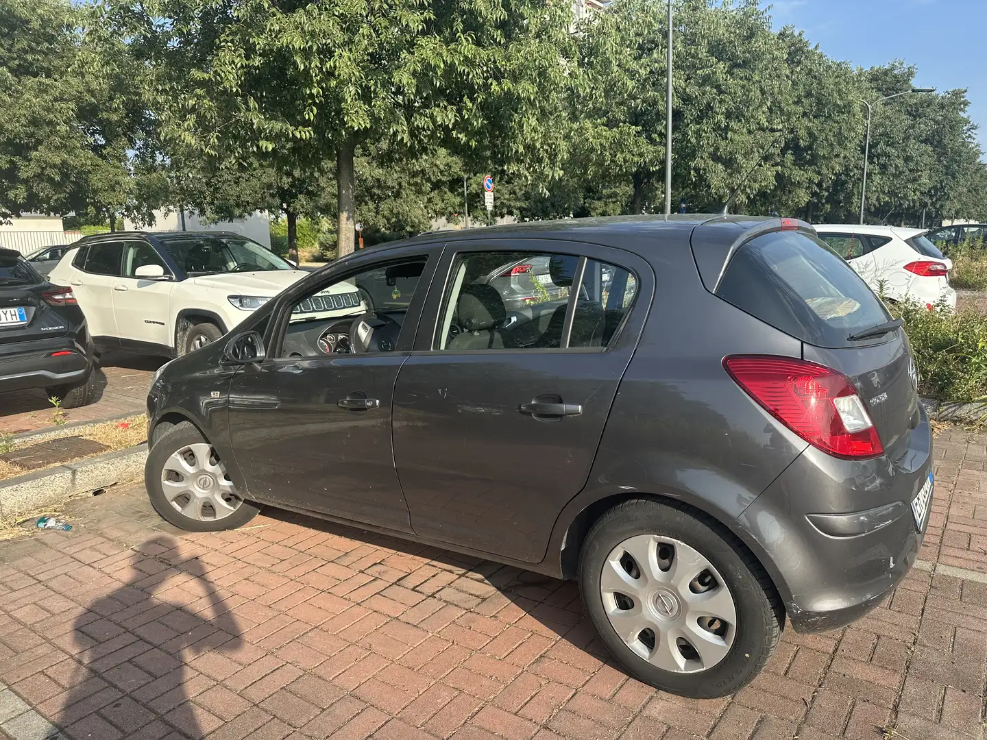 Opel Corsa 5p 1.2 Club - 2