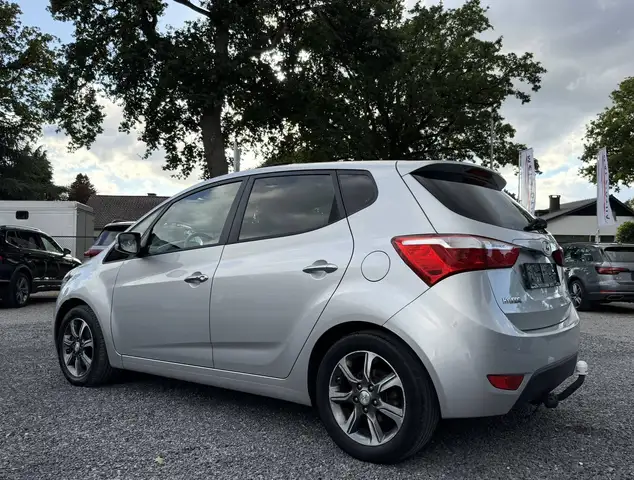 Hyundai Ix20 view 2