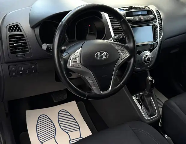 Hyundai Ix20 view 5