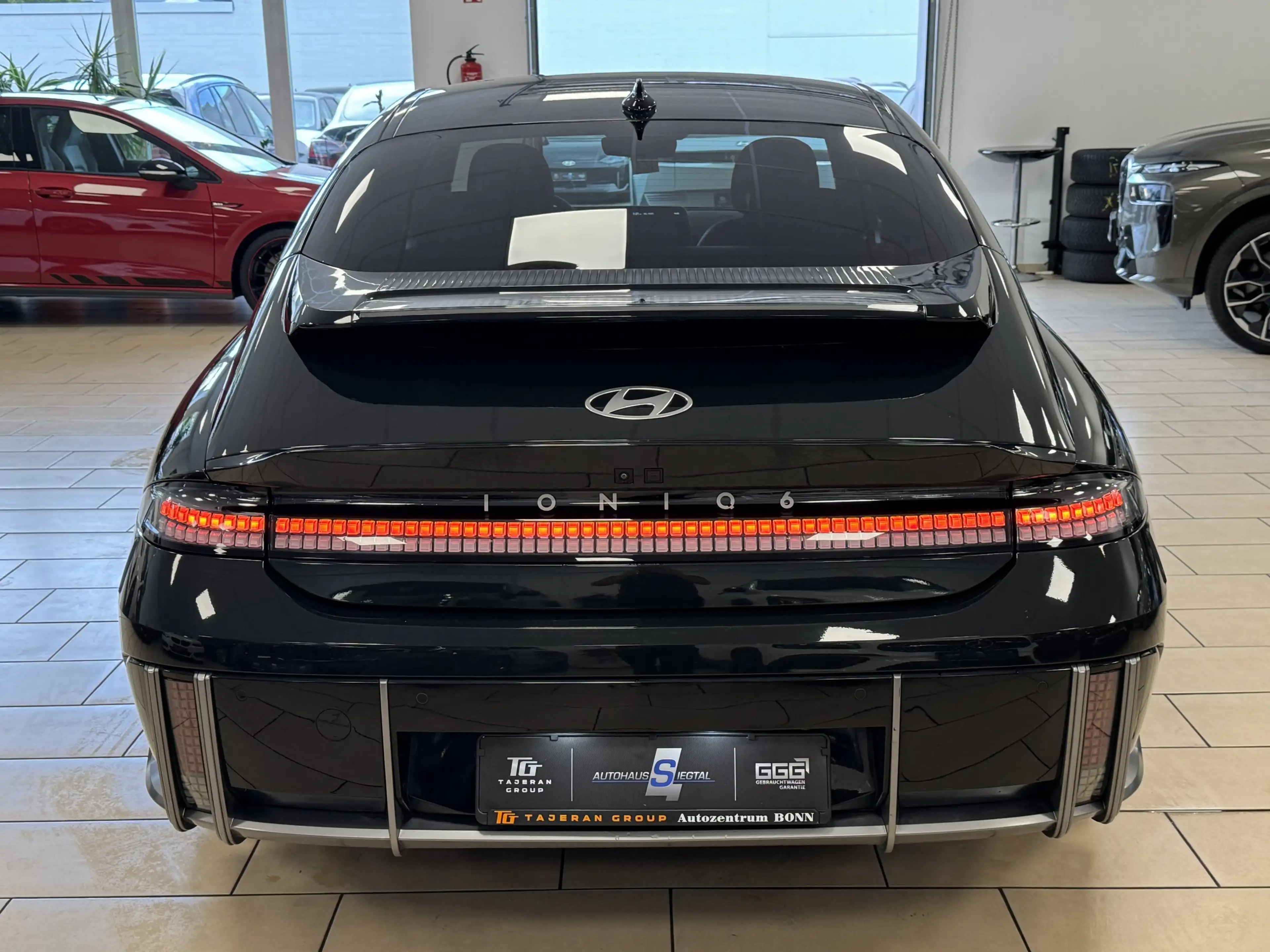 Hyundai IONIQ 6 Uniq Bose Head-Up Leder Matrix ACC R.Cam — photo 6