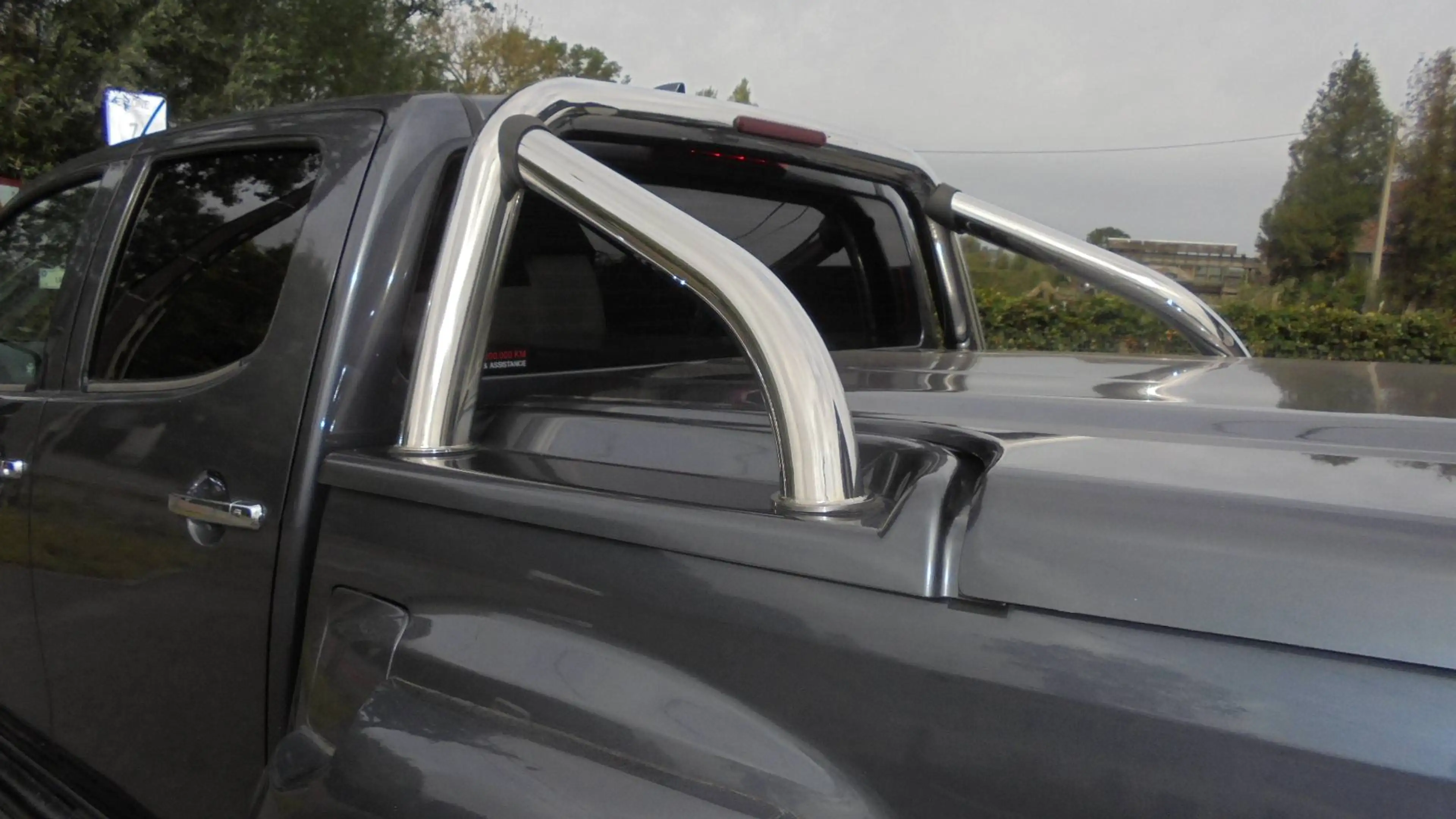 Isuzu D-Max 1.9 Turbo D 4WD AT35 — photo 10