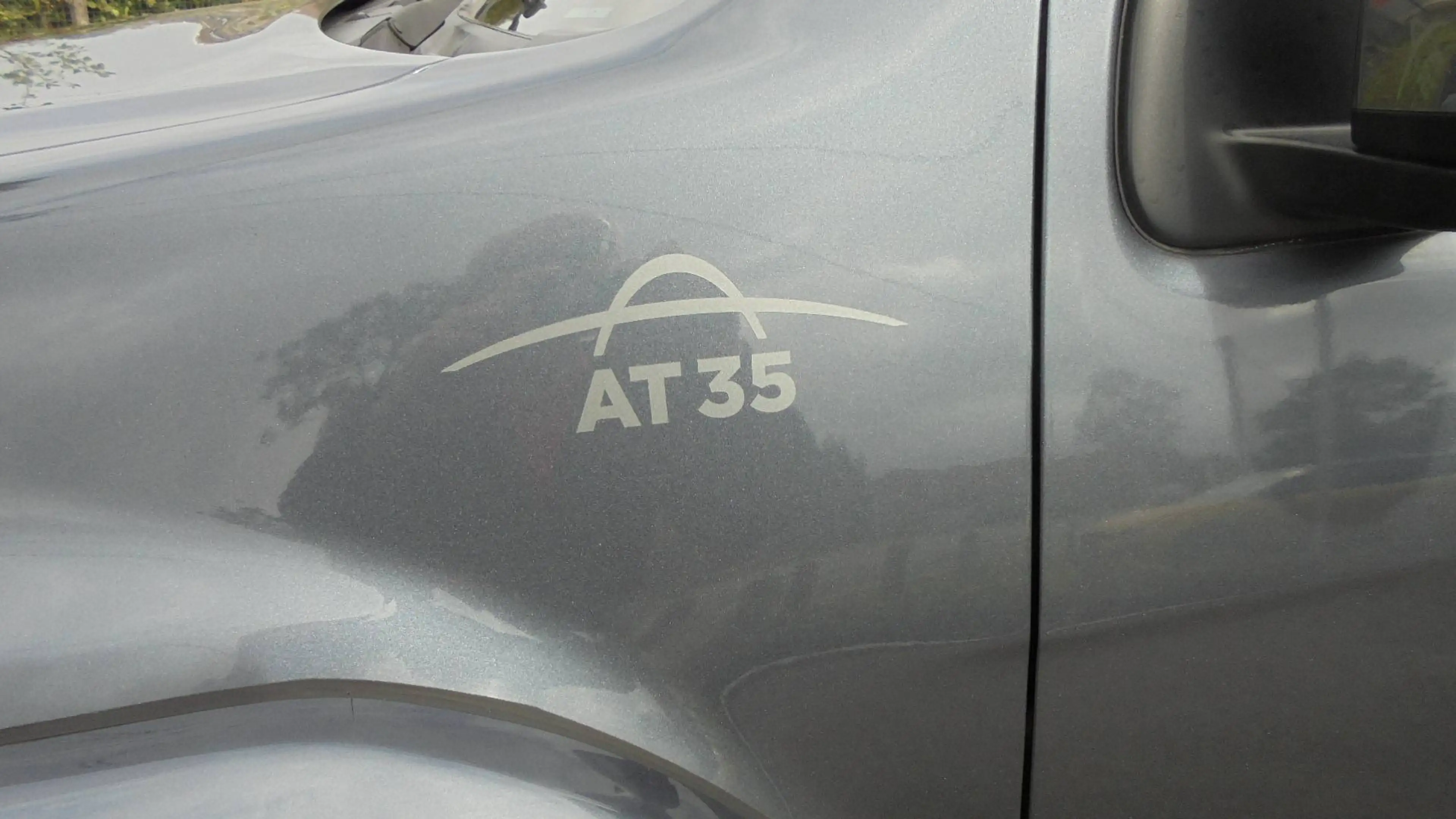 Isuzu D-Max 1.9 Turbo D 4WD AT35 — photo 6