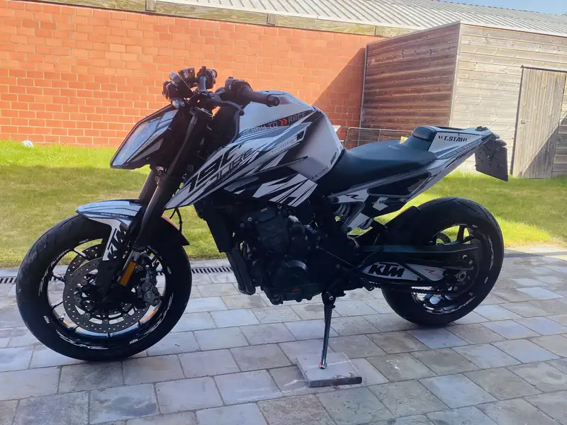 KTM 790 DUKE
