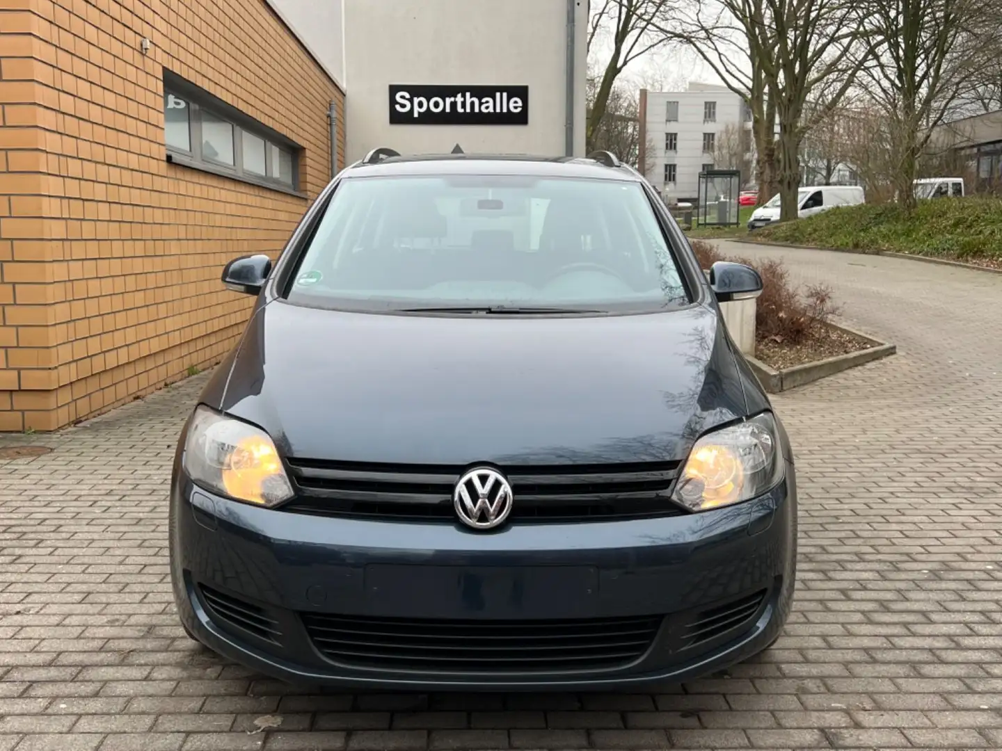 Volkswagen Golf Plus VI /AUTOMATIK/SHZ/KLIMAAUTO/TEMPOMAT// Bleu - 2