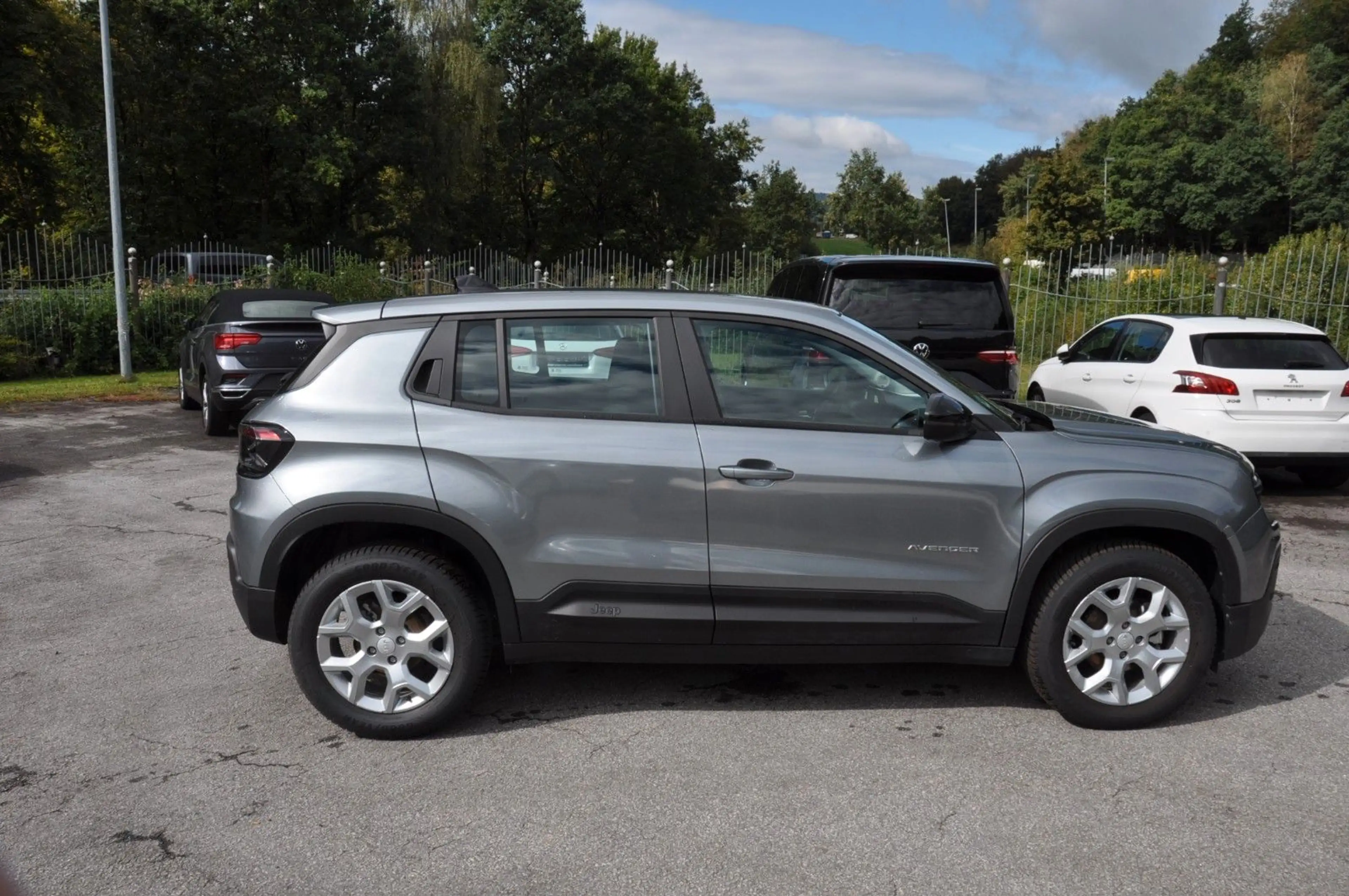Jeep Avenger Altitude — photo 7