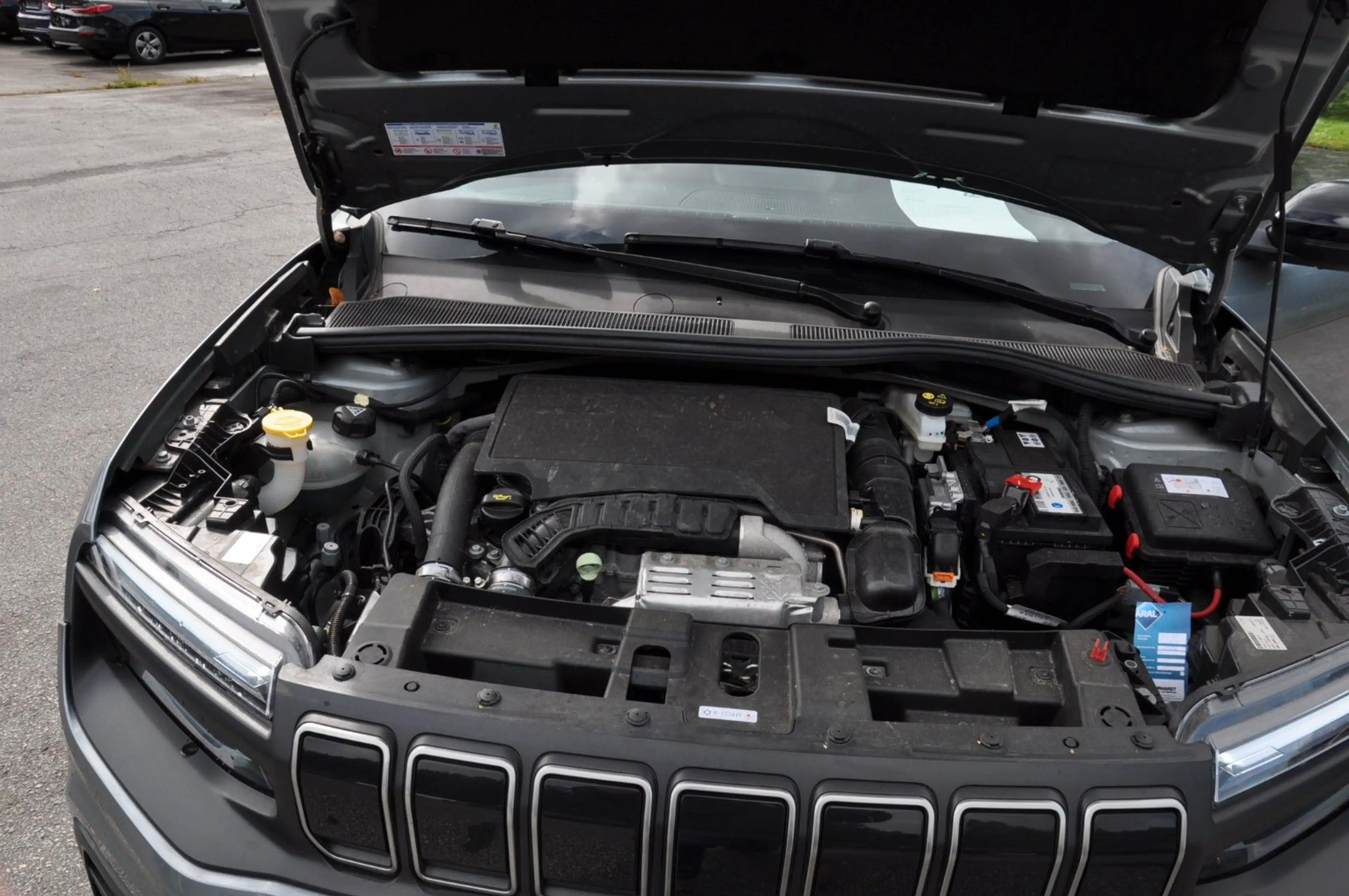 Jeep Avenger Altitude — photo 11