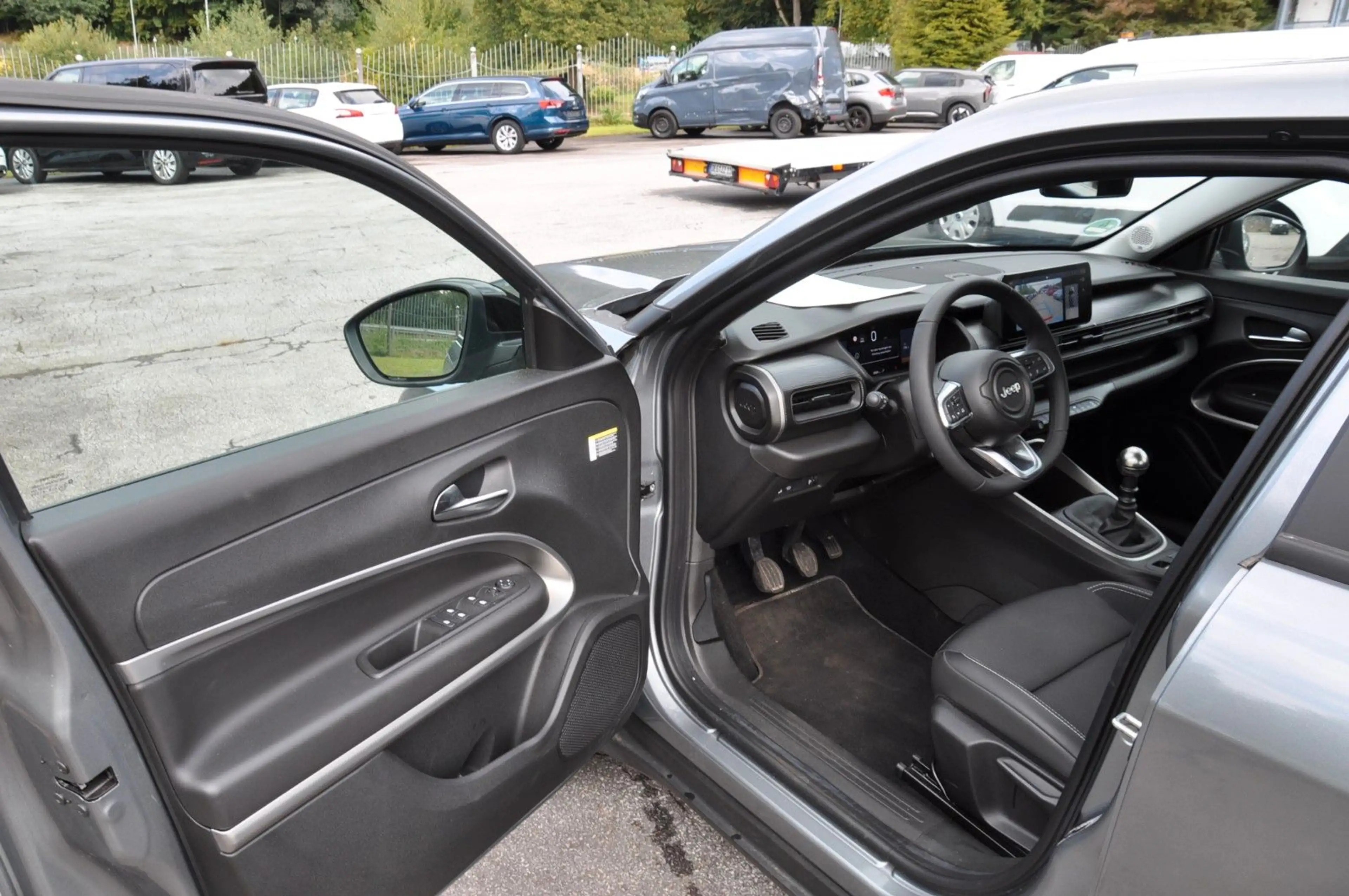Jeep Avenger Altitude — photo 12