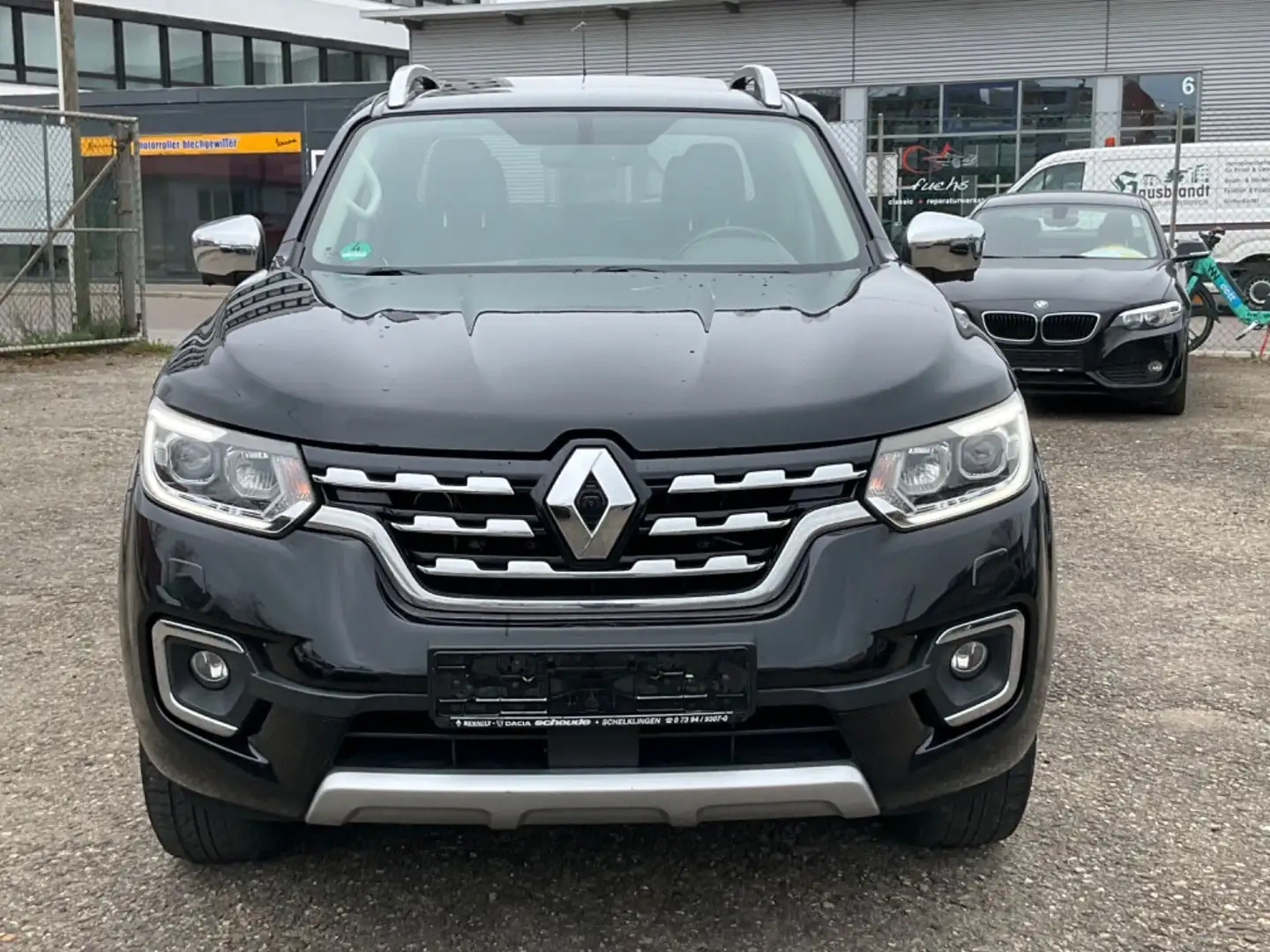Renault Alaskan DoKa * Autom * Navi * LED * Kamera 360° Schwarz - 2