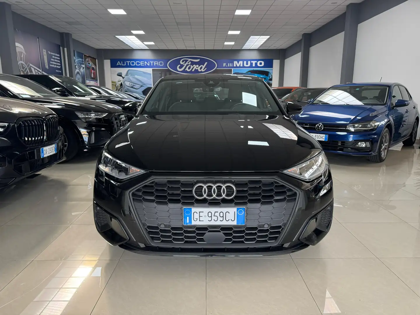 Audi A3 A3 Sportback 35 2.0 tdi Business s-tronic Zwart - 2