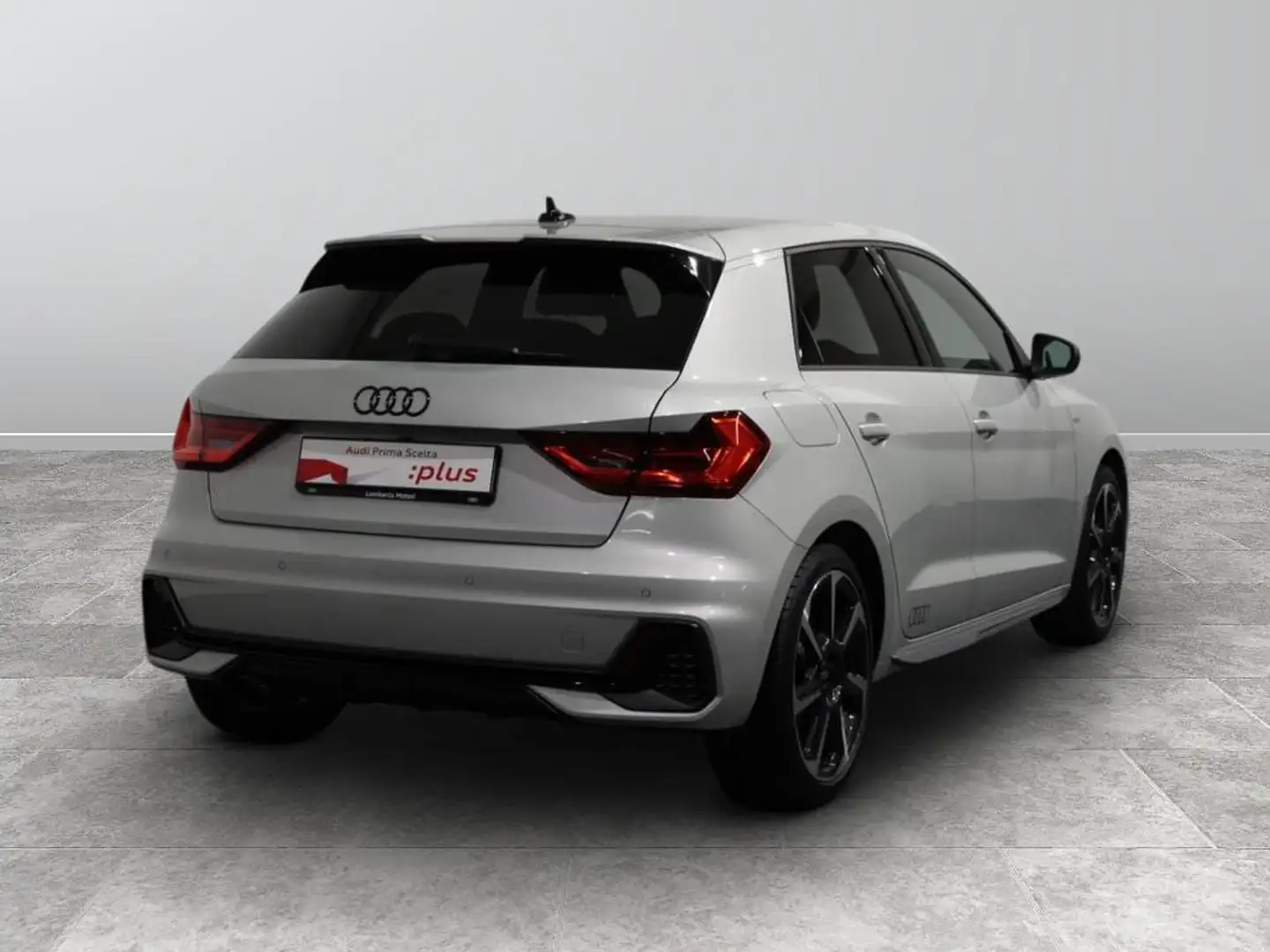 Audi A1 Sportback 40 2.0 tfsi S Line Edition 207cv Argento - 2