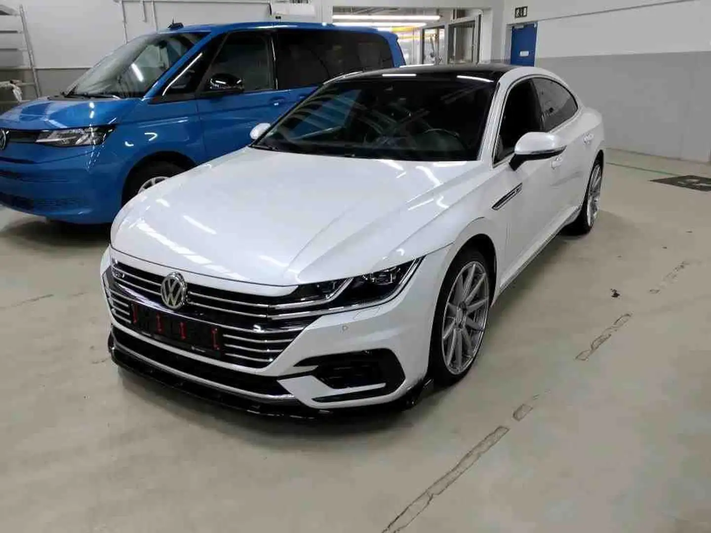 Volkswagen Arteon 4Motion 2.0 TSI "R-Line/LED/Head-UP/Pano" Weiß - 1