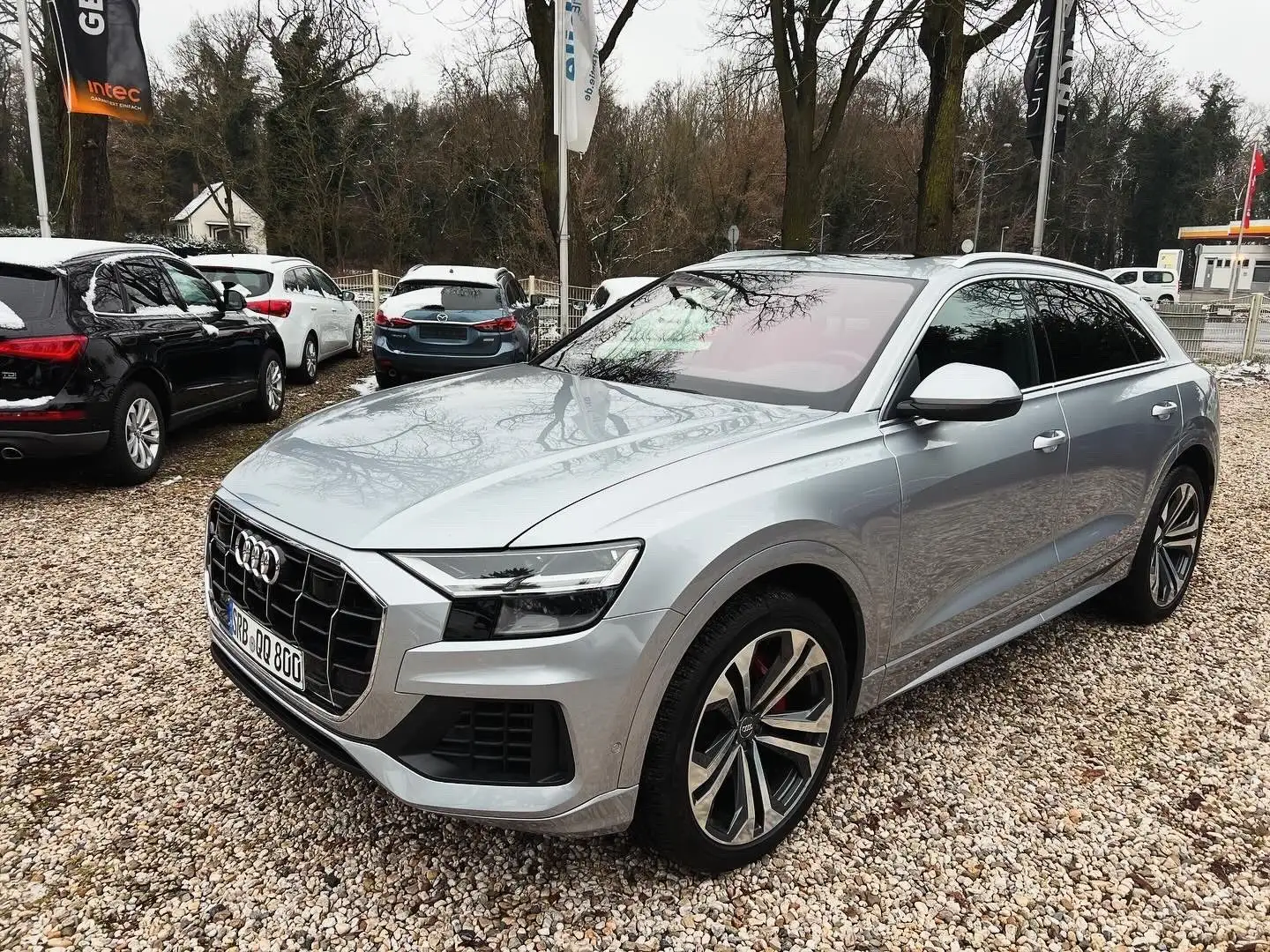Audi Q8 55 TFSI Quattro*B&O*PANO*360°*Virtual*LED*ACC Silber - 1