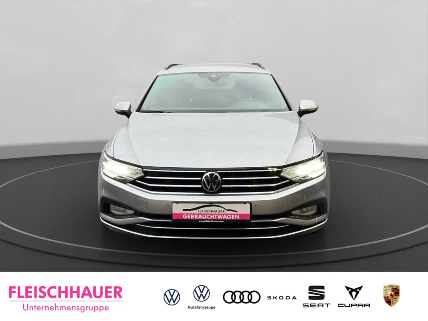 Volkswagen Passat Variant 2.0 TDI Business Navi Kamera Ergo-Sitze Silber - 2