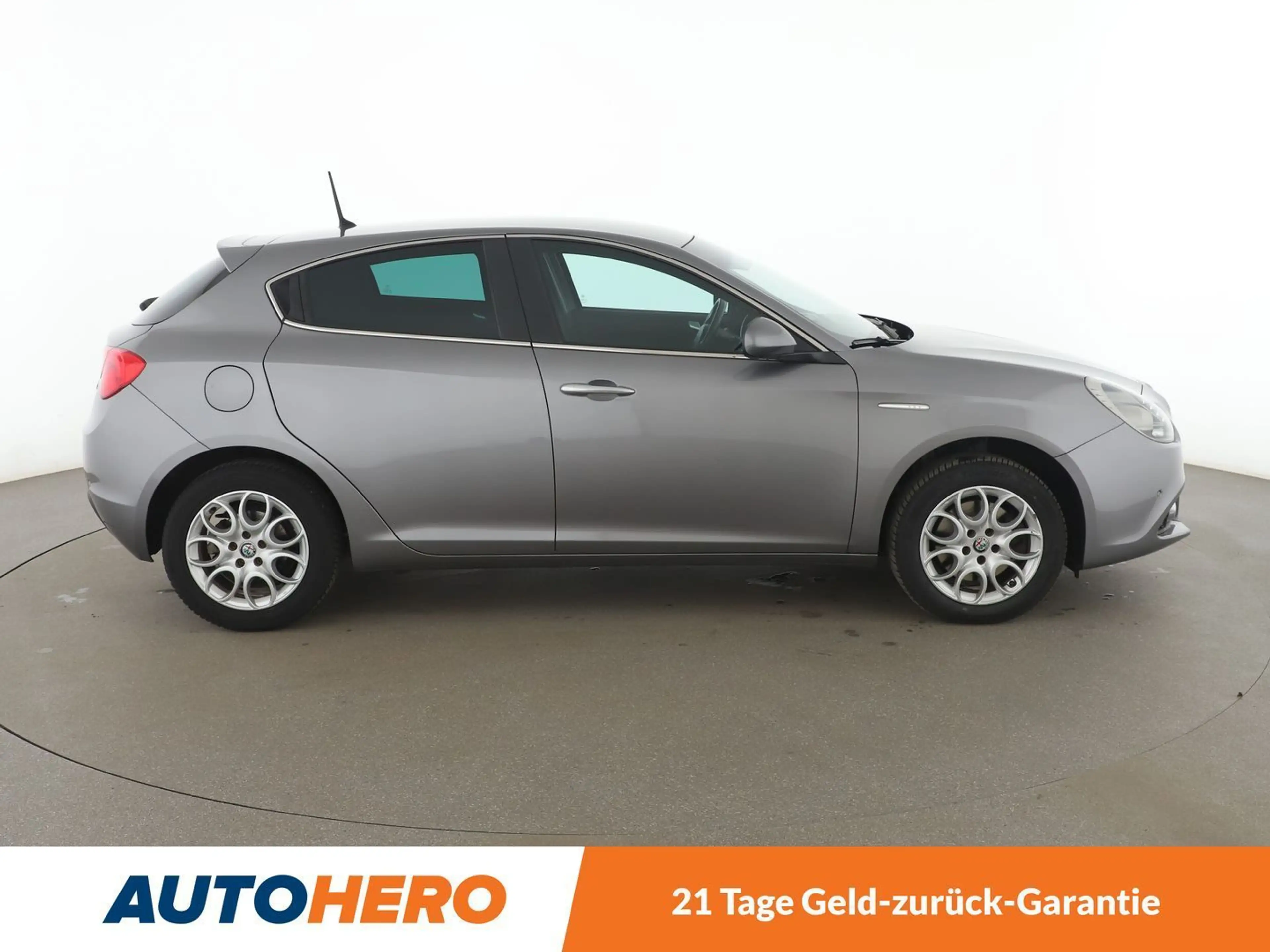 Alfa Romeo Giulietta 1.4 Turbo Super Aut*PDC*SHZ*KLIMA*GARANTIE* — photo 7