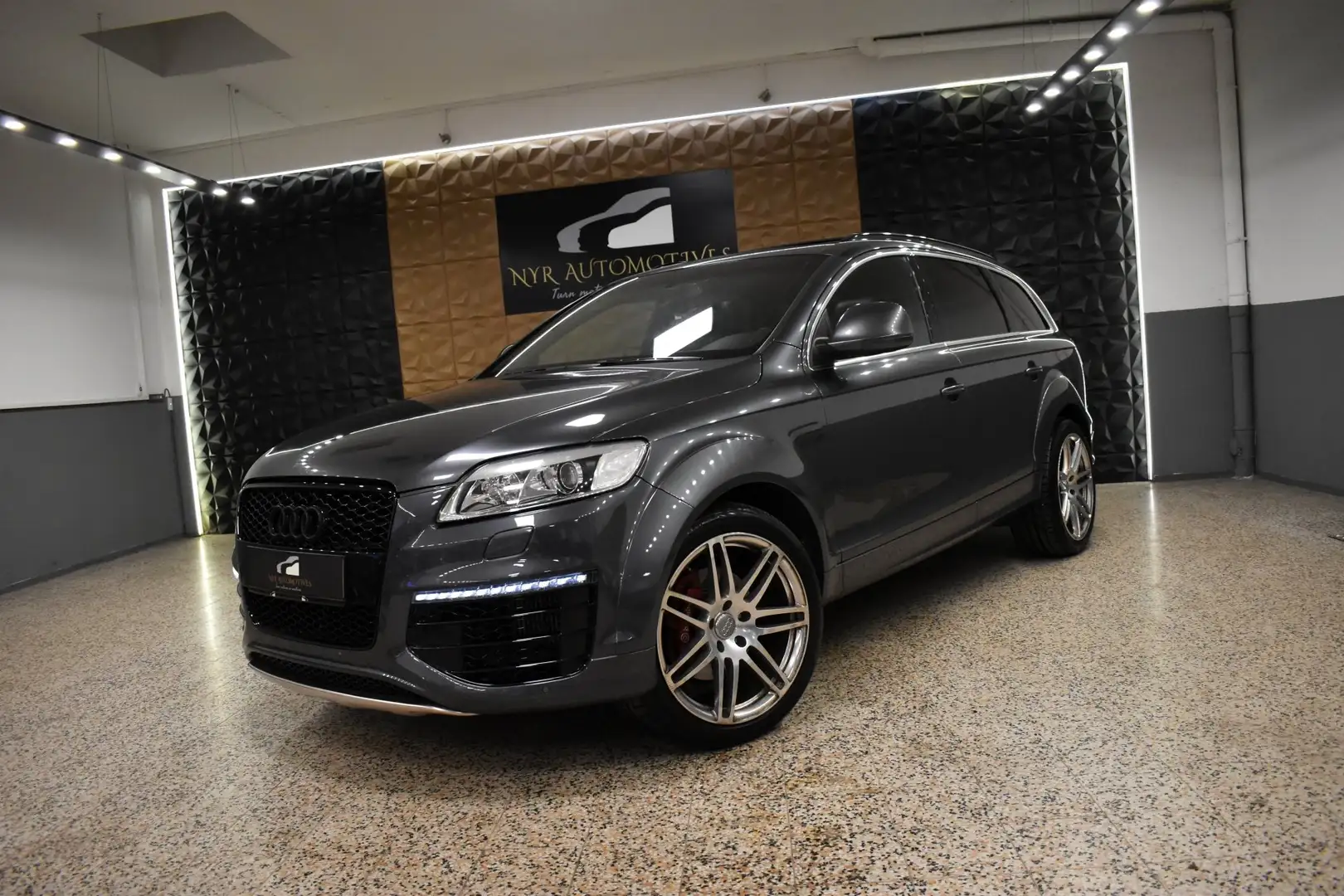 Audi Q7 3.0 TDI quattro V12 LOOK, 3xS-LINE, LUFT, PANO,ACC Grau - 1