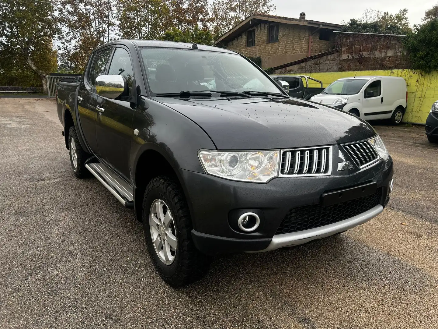 Mitsubishi L200 IVA COMPRESA Nero - 2
