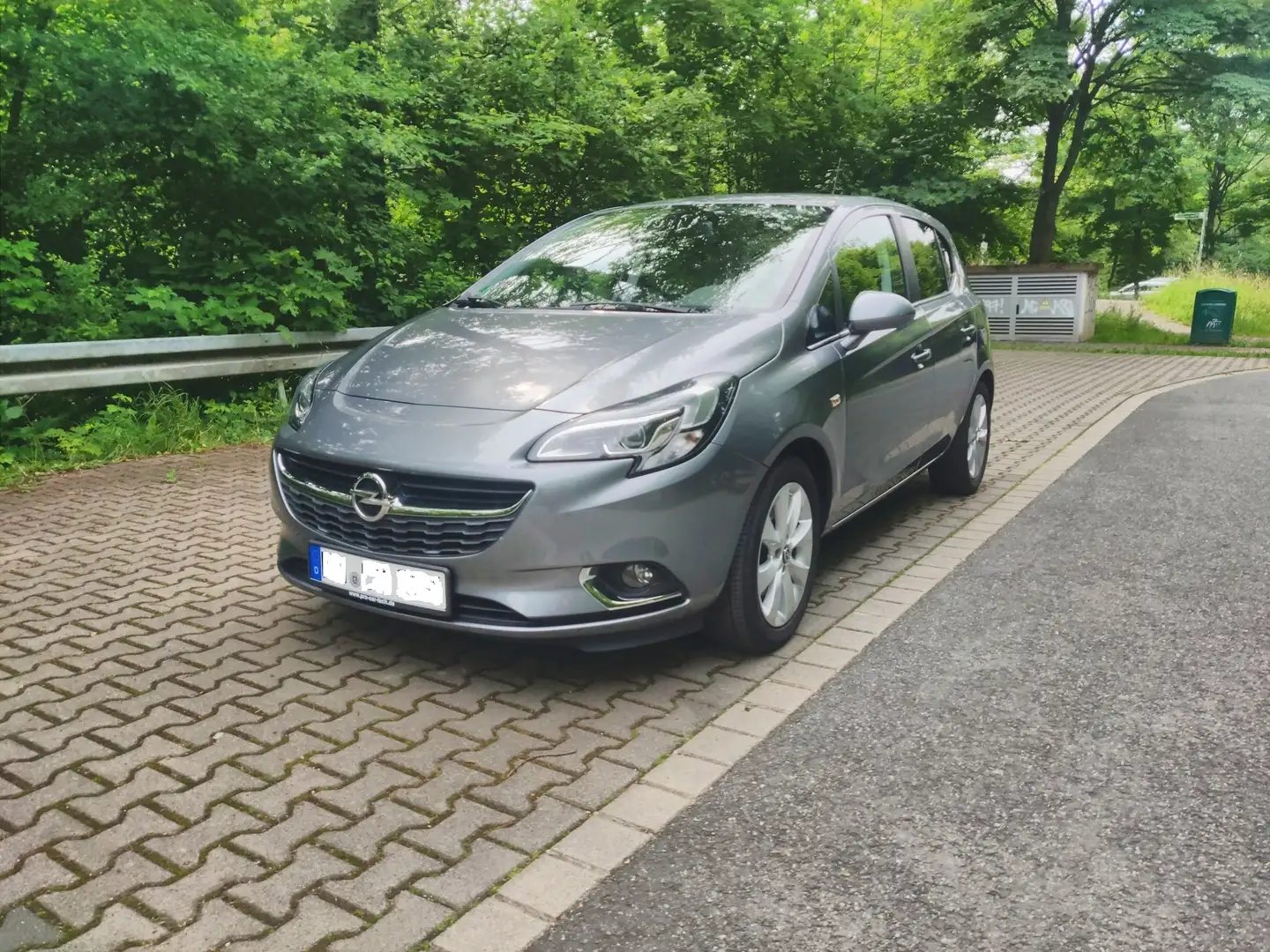 Opel Corsa-e 1.0 (Ecotec) Turbo (ecoFLEX) Start/Stop Innovation Grau - 1