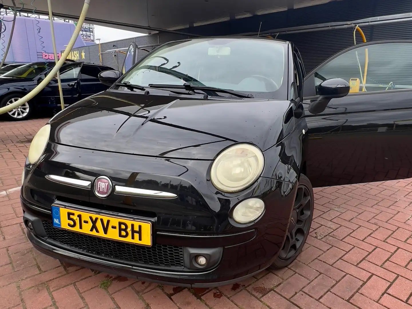 Fiat 500 500 1.4-16V Lounge NIEUW APK TOT JULI 2026 jr. Noir - 1