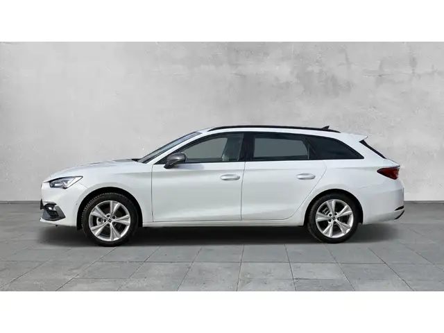 SEAT Leon view 2