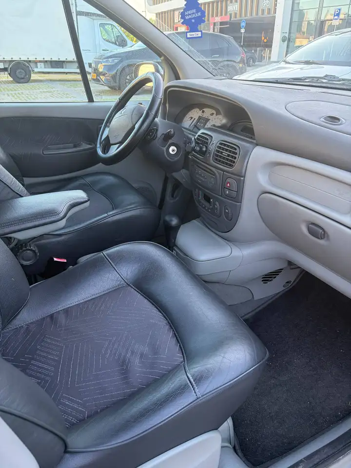 Renault Scenic 2.0-16V Dynamique, foto 2