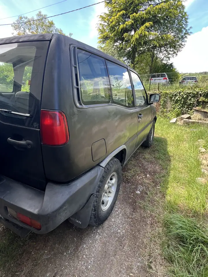 Nissan Terrano 2.7 TD LX, foto 11