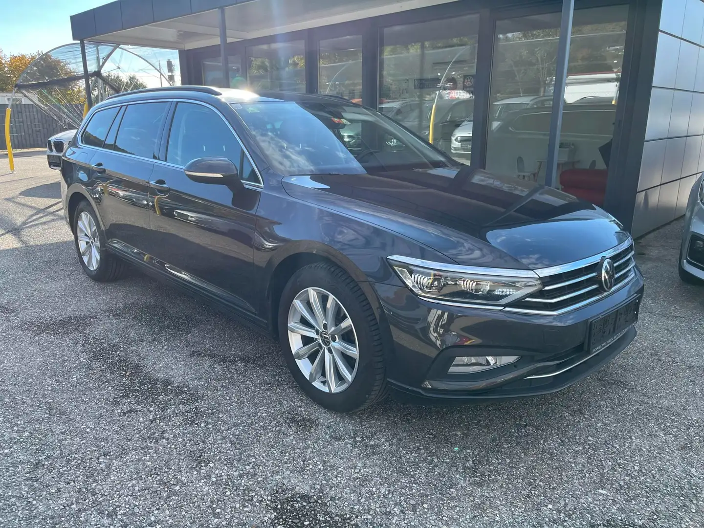 Volkswagen Passat Variant Business 2,0 SCR TDI DSG Matrix-Kamera-ACC Schwarz - 1