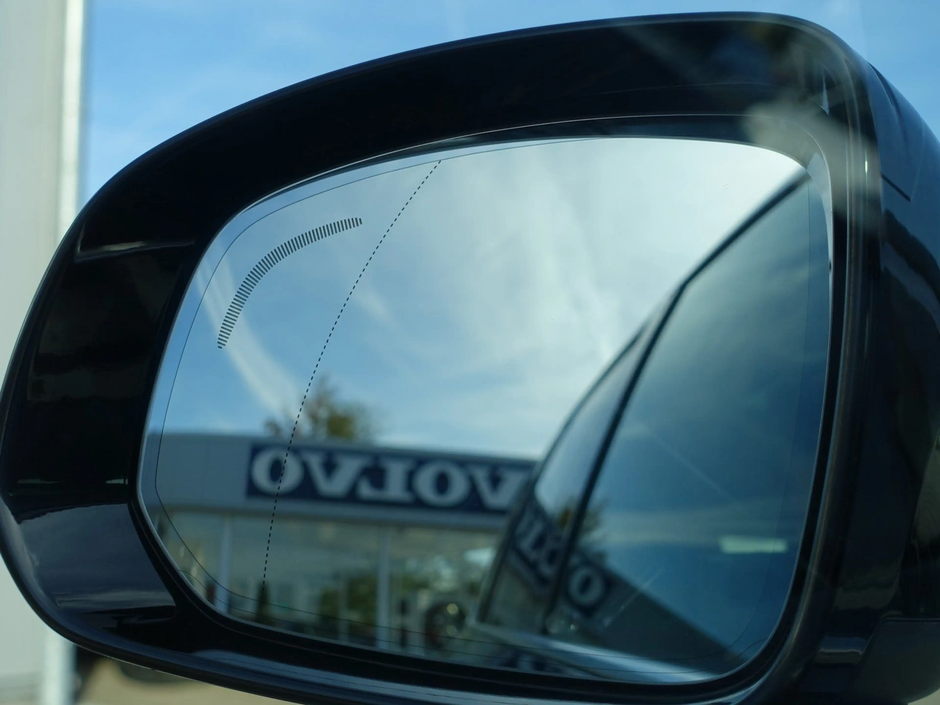 Volvo XC90 Plus T8 AWD Plug-in Hybrid/FourC/HUD/Pano — photo 25