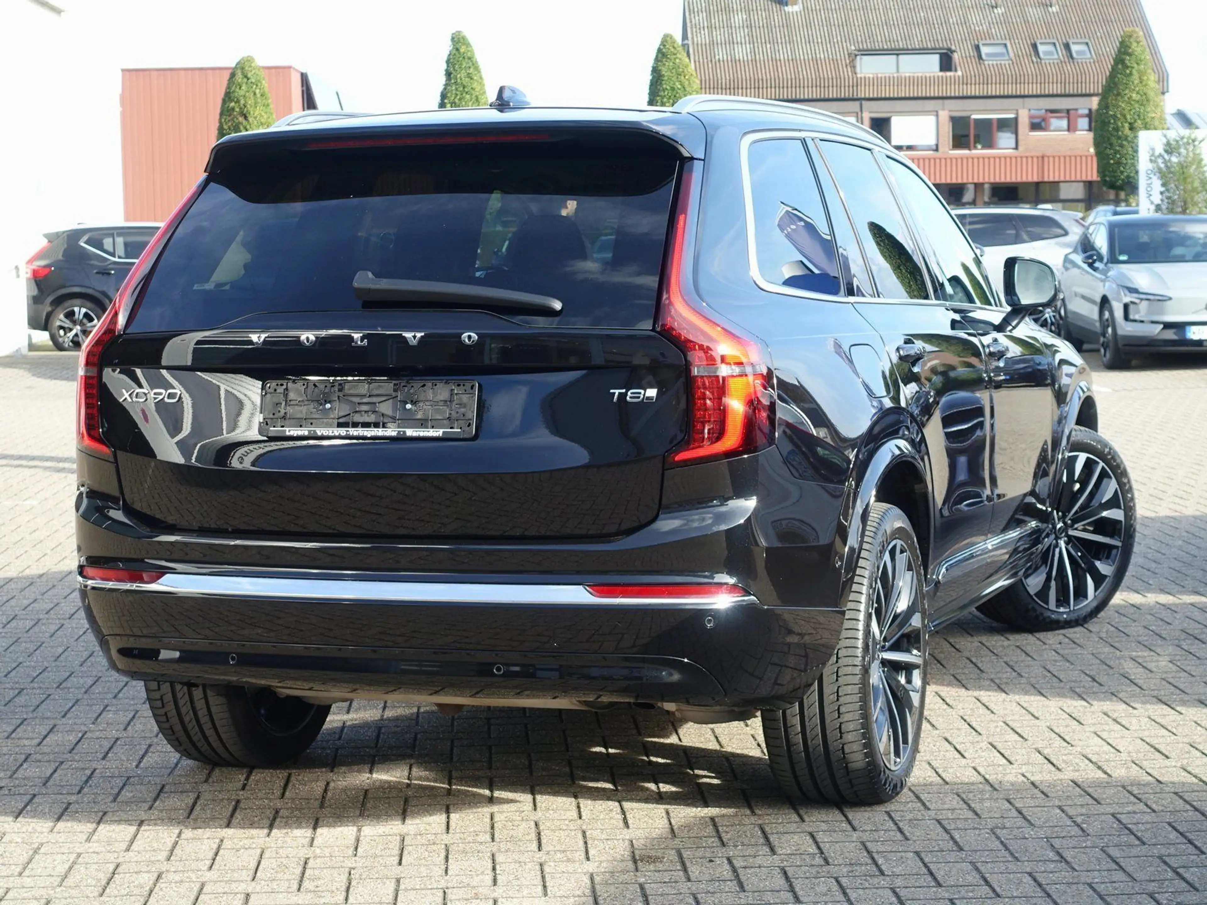 Volvo XC90 Plus T8 AWD Plug-in Hybrid/FourC/HUD/Pano — photo 2