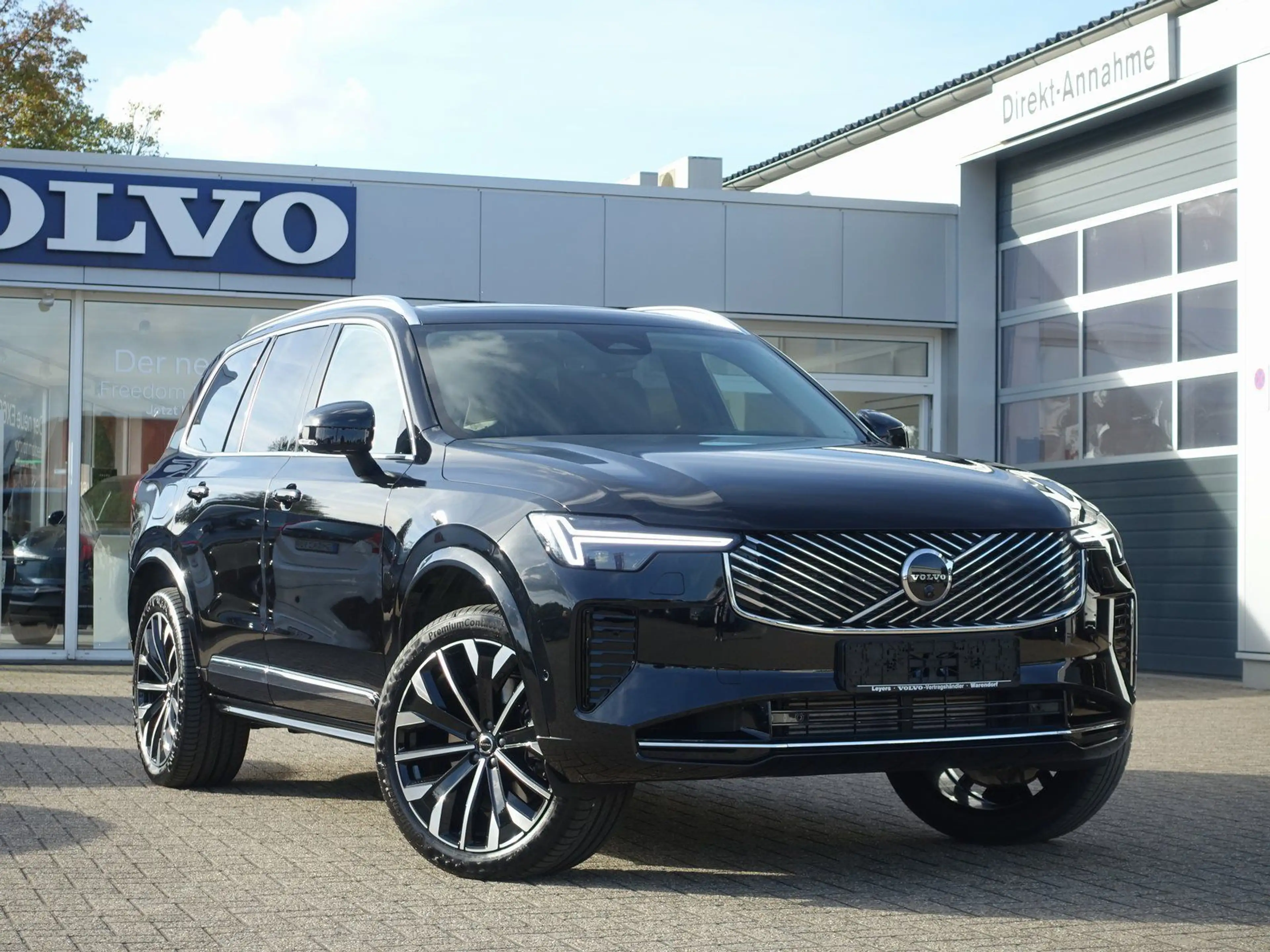 Volvo XC90 Plus T8 AWD Plug-in Hybrid/FourC/HUD/Pano — photo 3