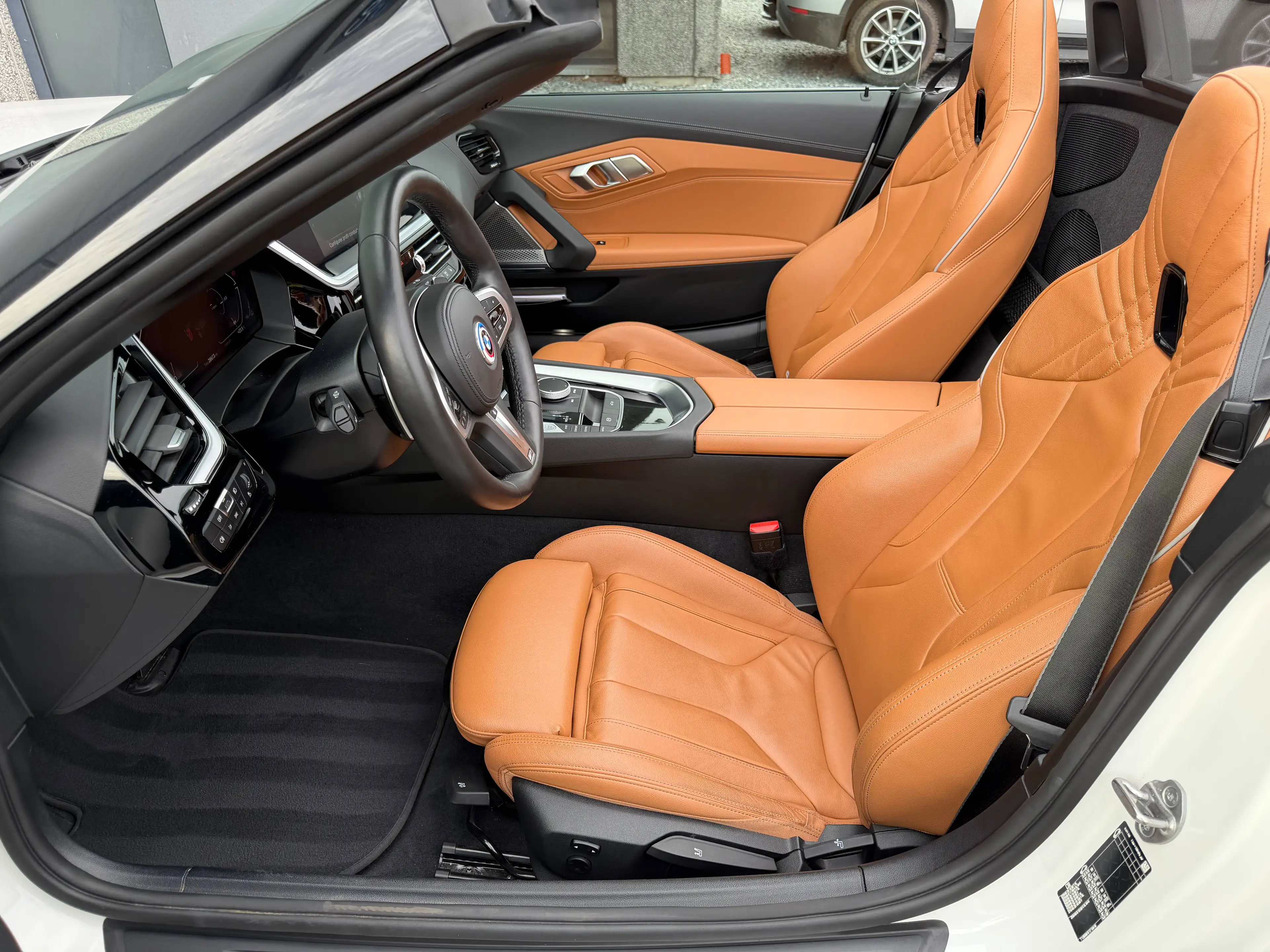 BMW Z4 Z4 2.0iAS sDrive20i — photo 13