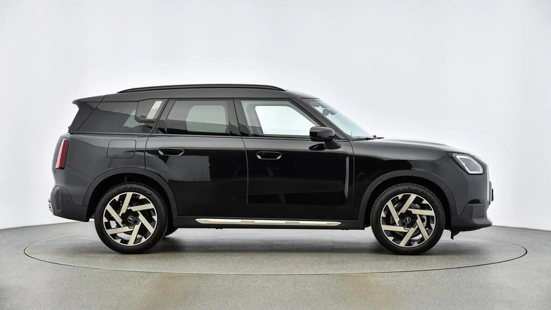 MINI Countryman C Favoured Trim Noir - 2