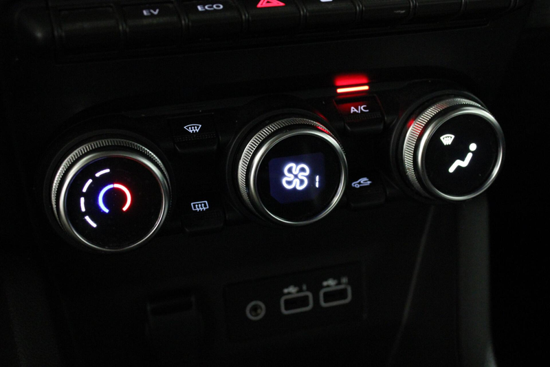 Renault Clio 1.6 E-Tech Full Hybrid 145 evolution — photo 19