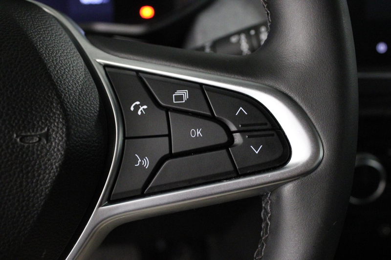Renault Clio 1.6 E-Tech Full Hybrid 145 evolution — photo 15