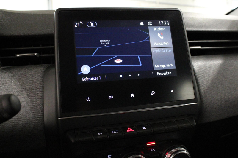 Renault Clio 1.6 E-Tech Full Hybrid 145 evolution — photo 17