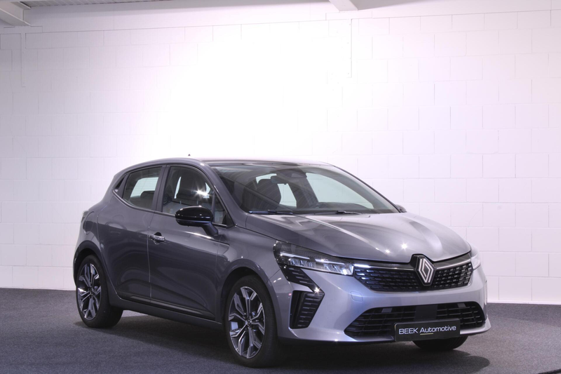 Renault Clio 1.6 E-Tech Full Hybrid 145 evolution — photo 7