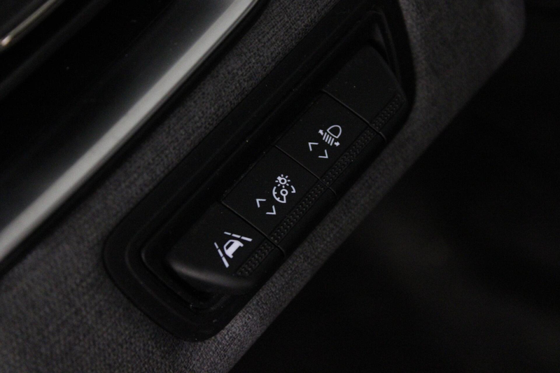 Renault Clio 1.6 E-Tech Full Hybrid 145 evolution — photo 11