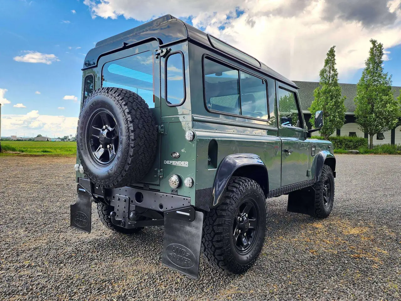 Land Rover Defender снимка Land Rover Defender