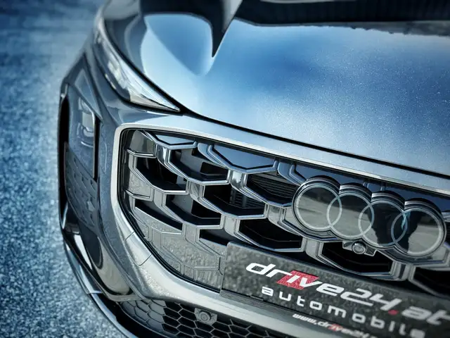 Audi Q3 S-LINE INT+EXT SPORTBACK TDI LED PLUS TECH PLUS Ansicht 24