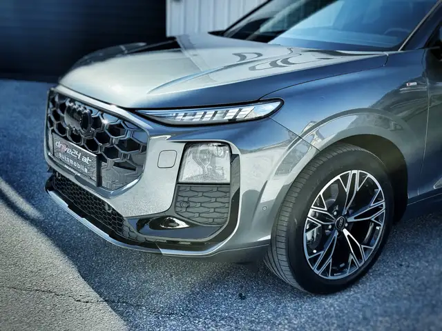 Audi Q3 S-LINE INT+EXT SPORTBACK TDI LED PLUS TECH PLUS Ansicht 18