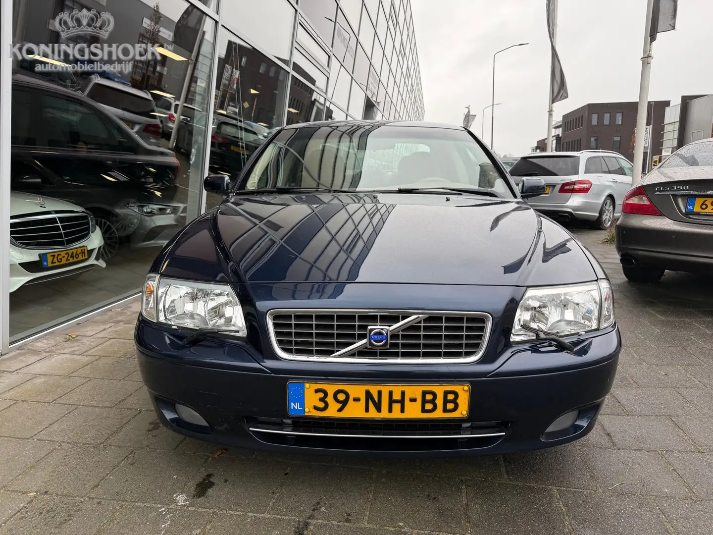 Volvo S80 2.4 Elan Azul - 2