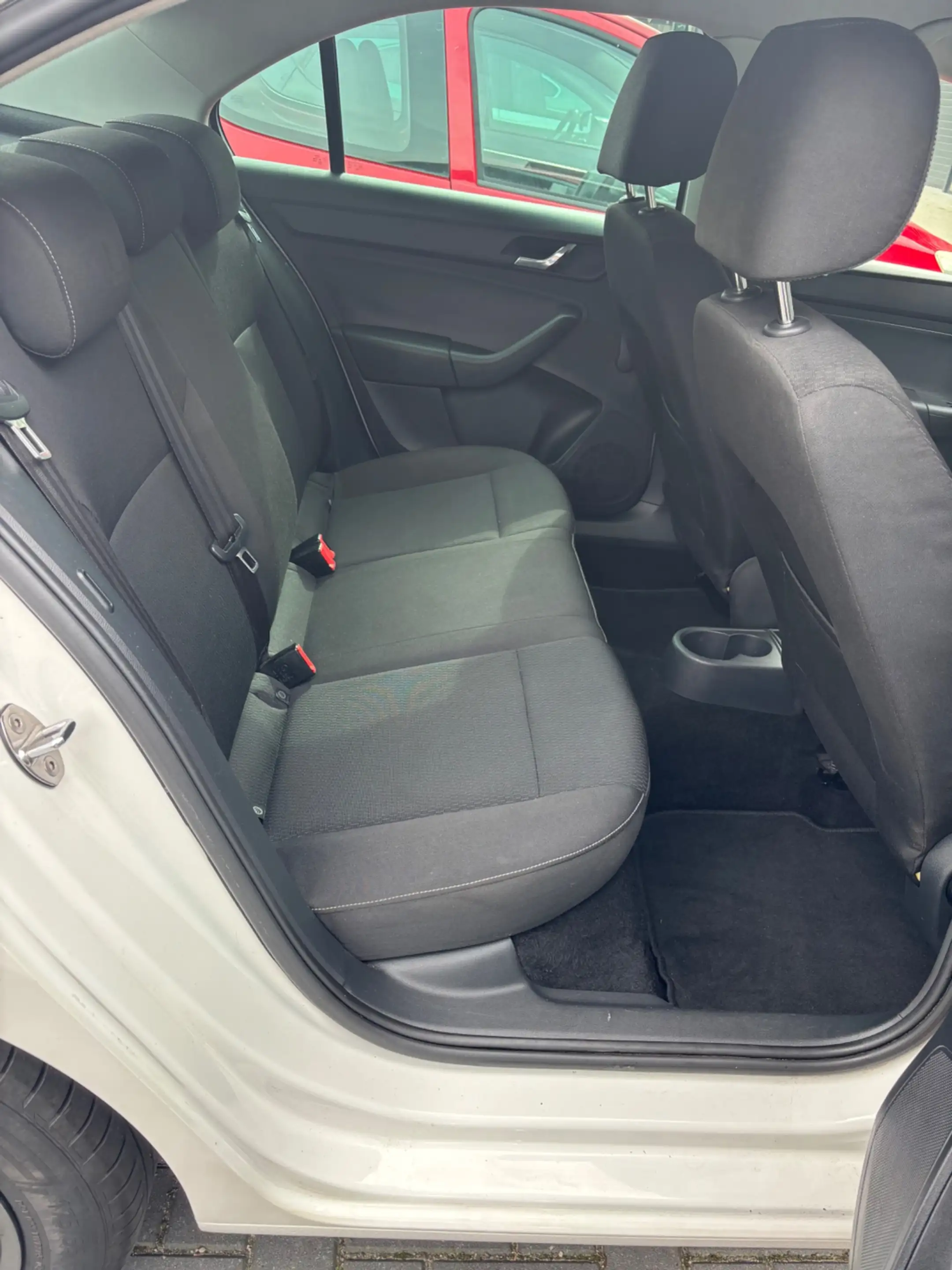 Skoda Rapid/Spaceback 110pk Greentech 5DRS | AIRCO | NAVI | CRUISE CONTR — photo 6
